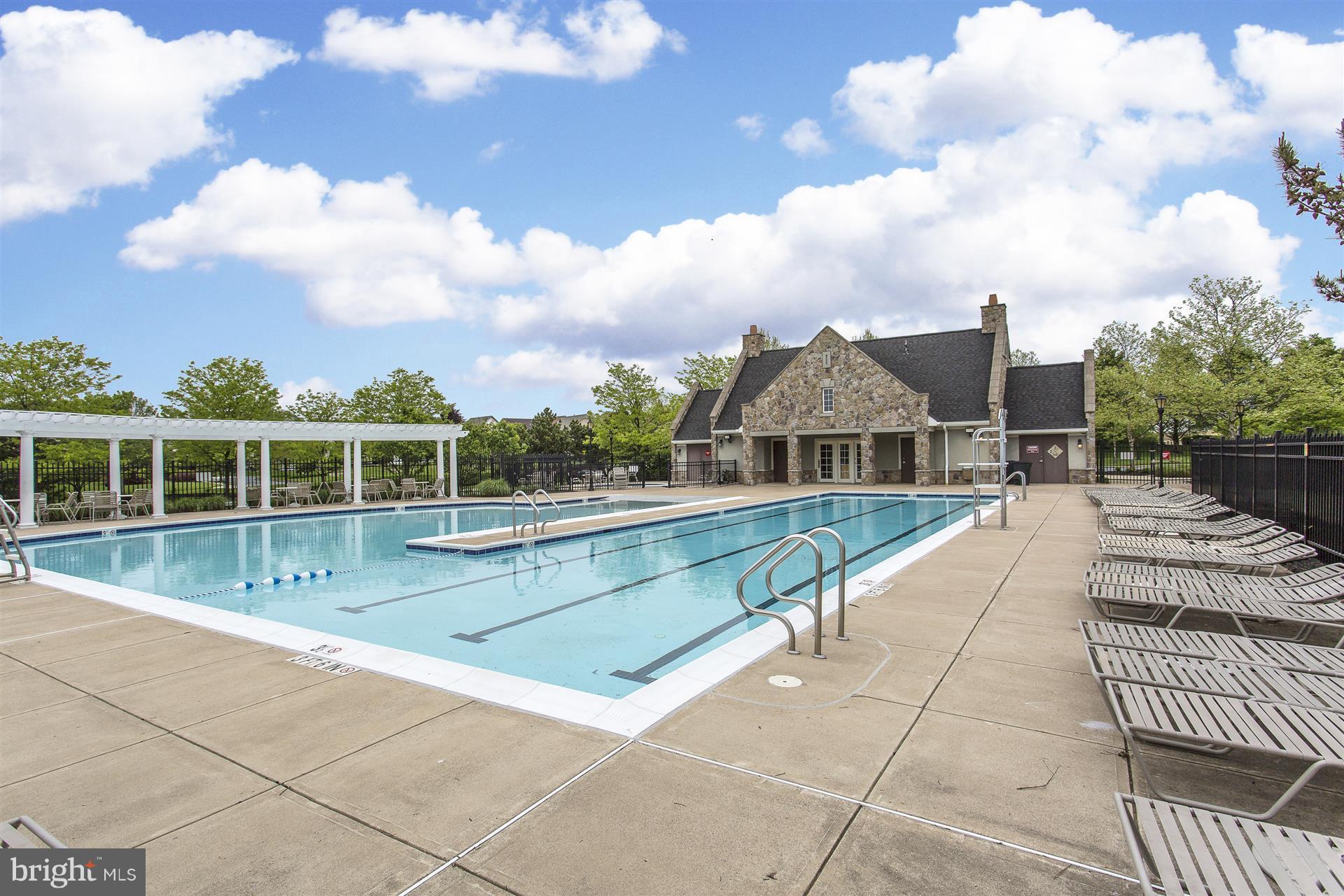 URBANA HIGHLANDS - Residential