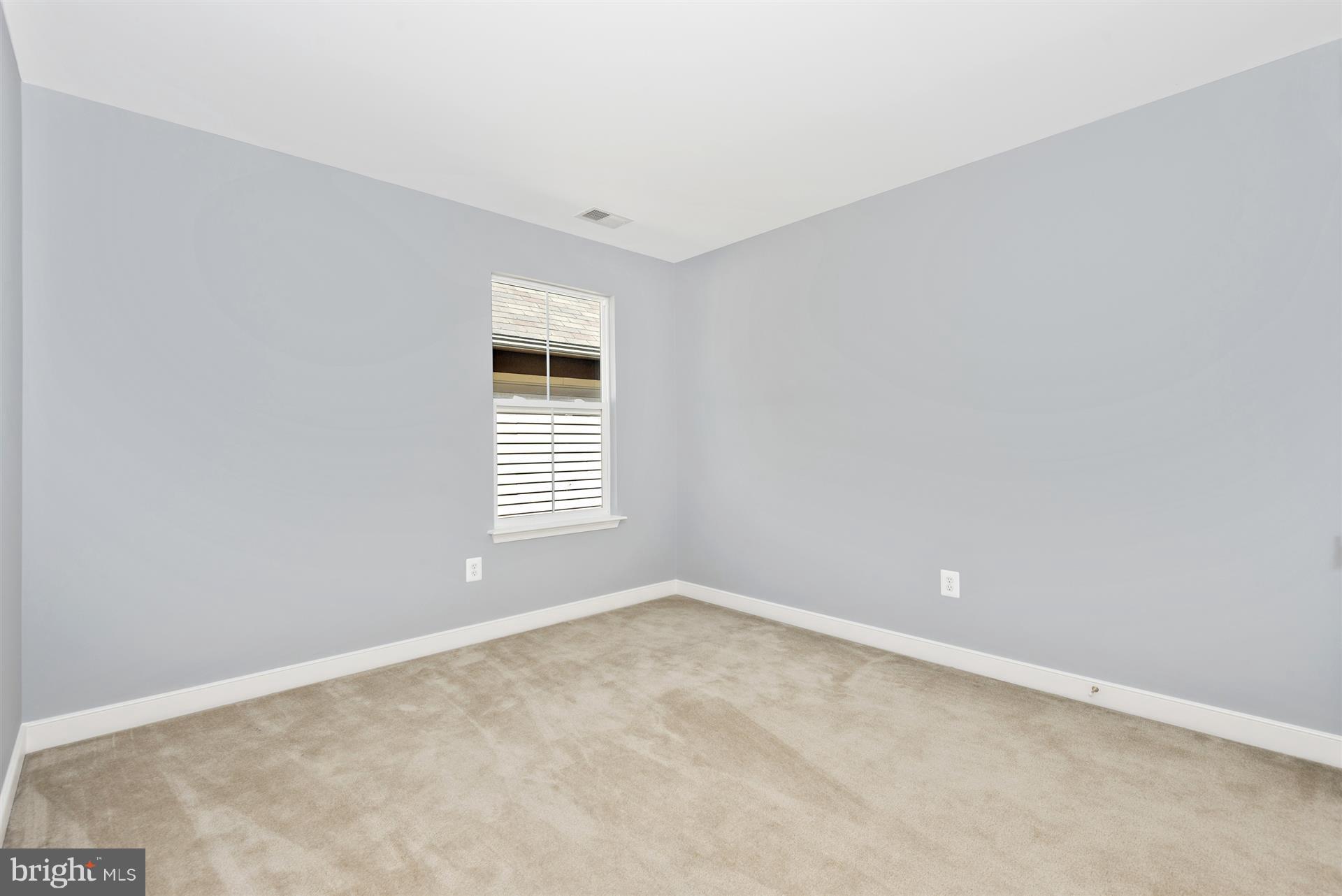 URBANA HIGHLANDS - Residential