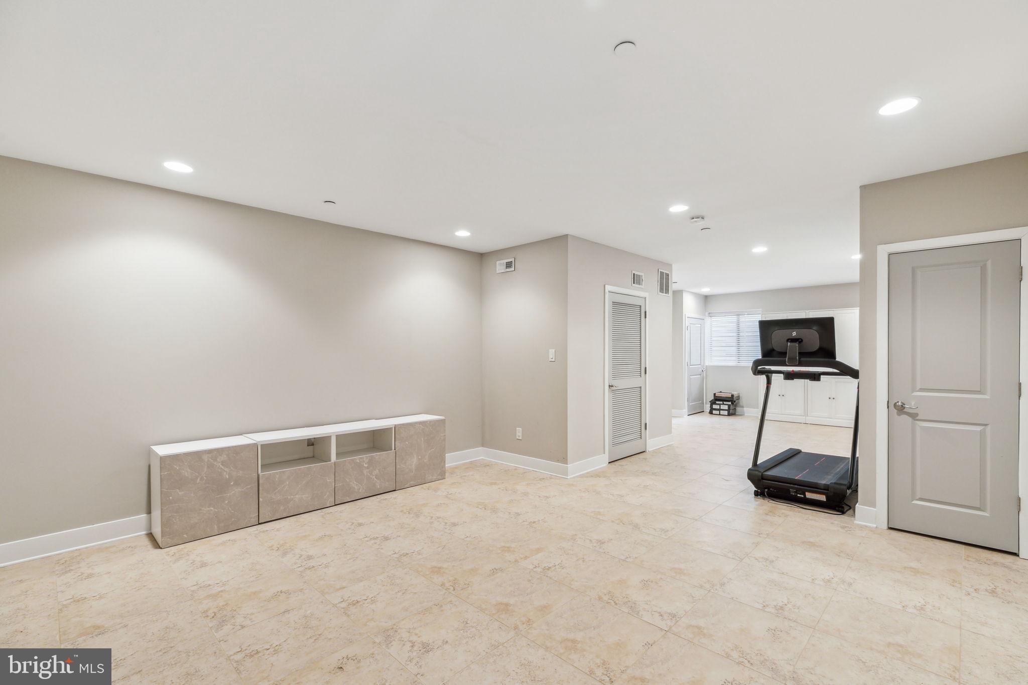 PENNSPORT - Residential Lease