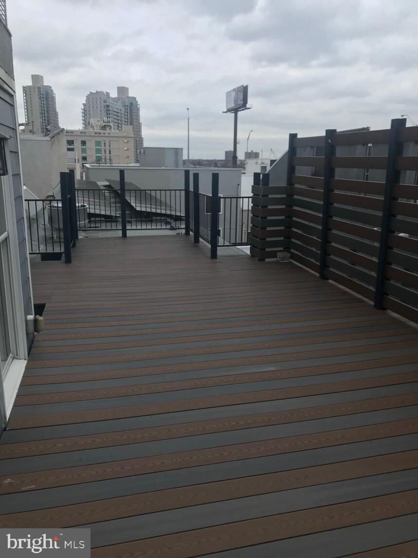 NORTHERN LIBERTIES - Commercial Sale