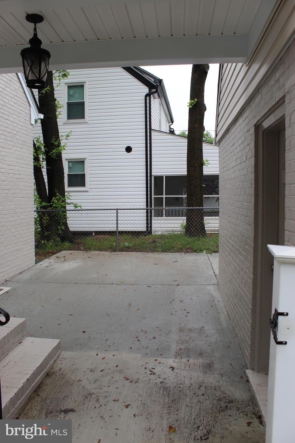 LINTHICUM - Residential