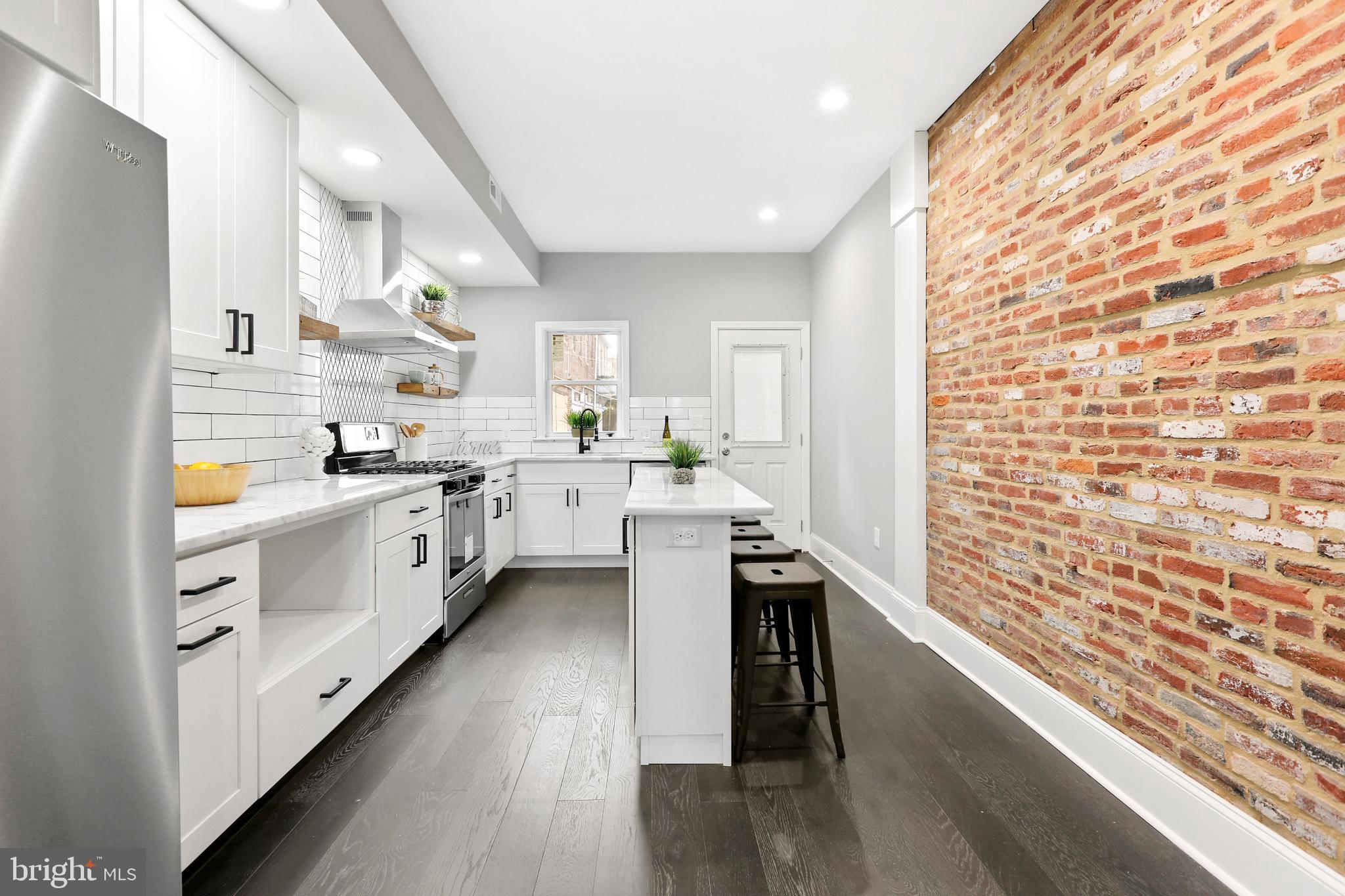 HIGHLANDTOWN - Residential