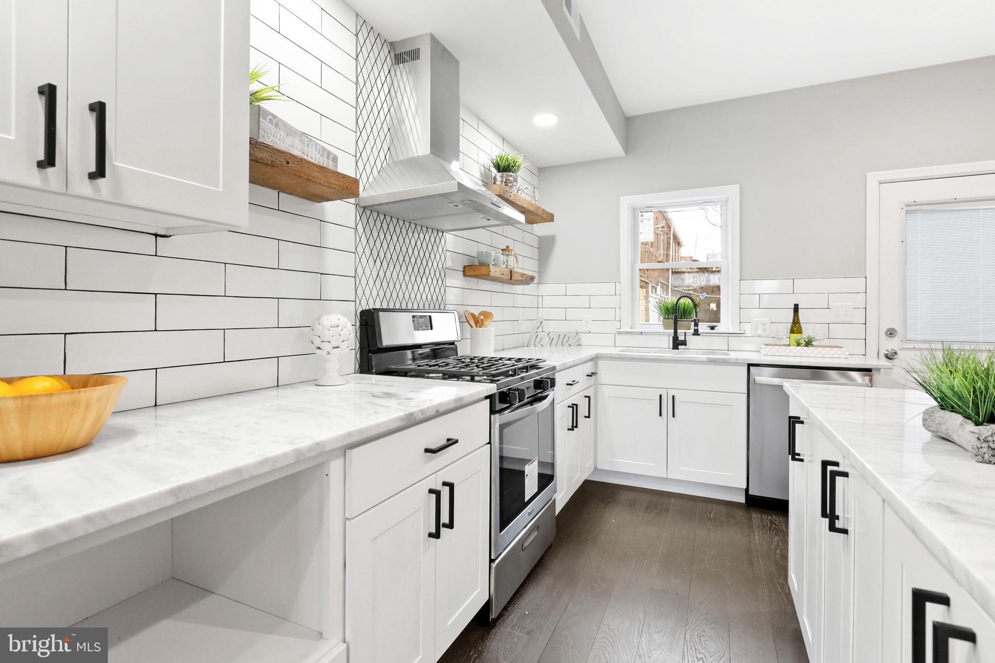 HIGHLANDTOWN - Residential