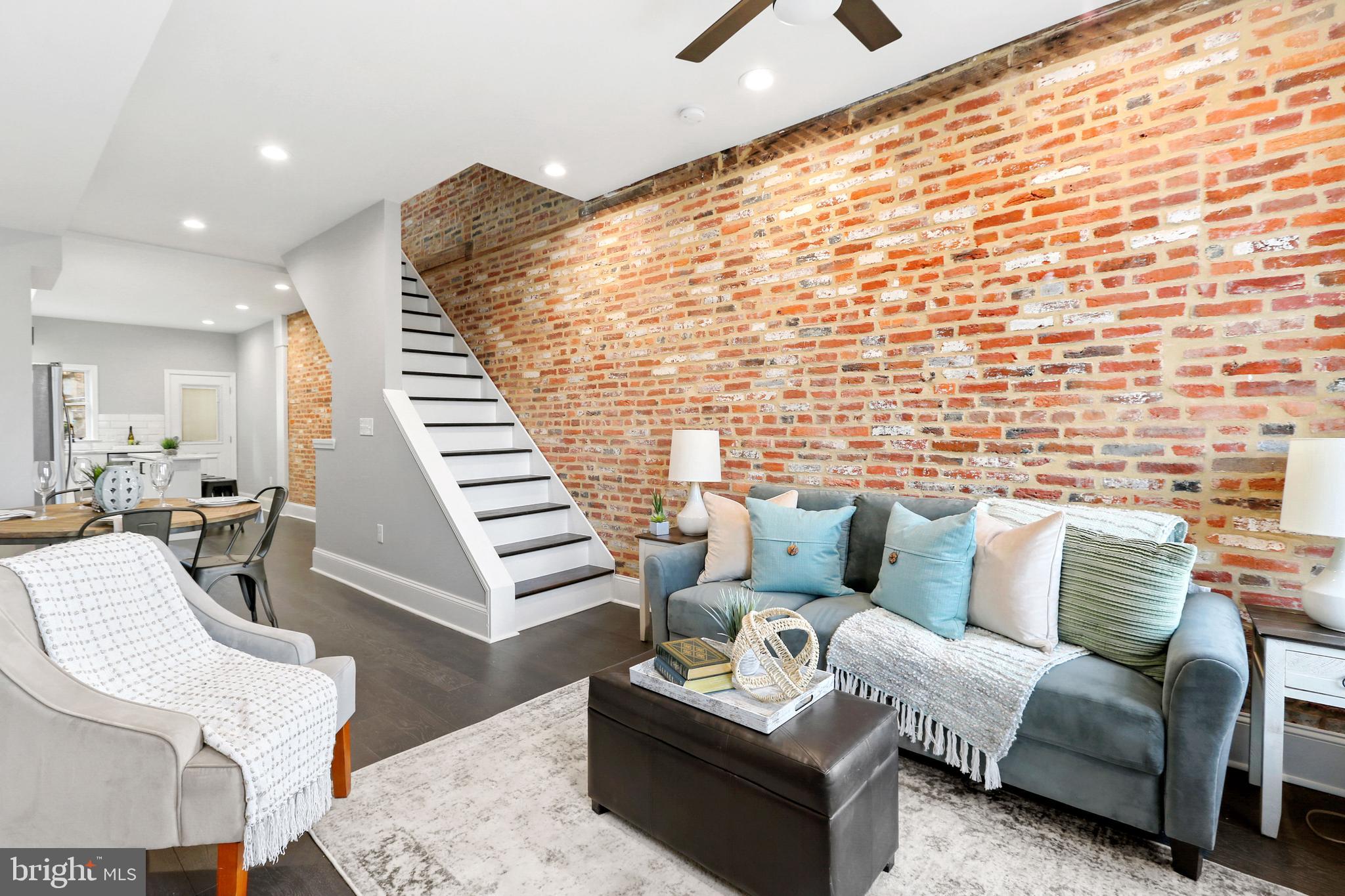 HIGHLANDTOWN - Residential