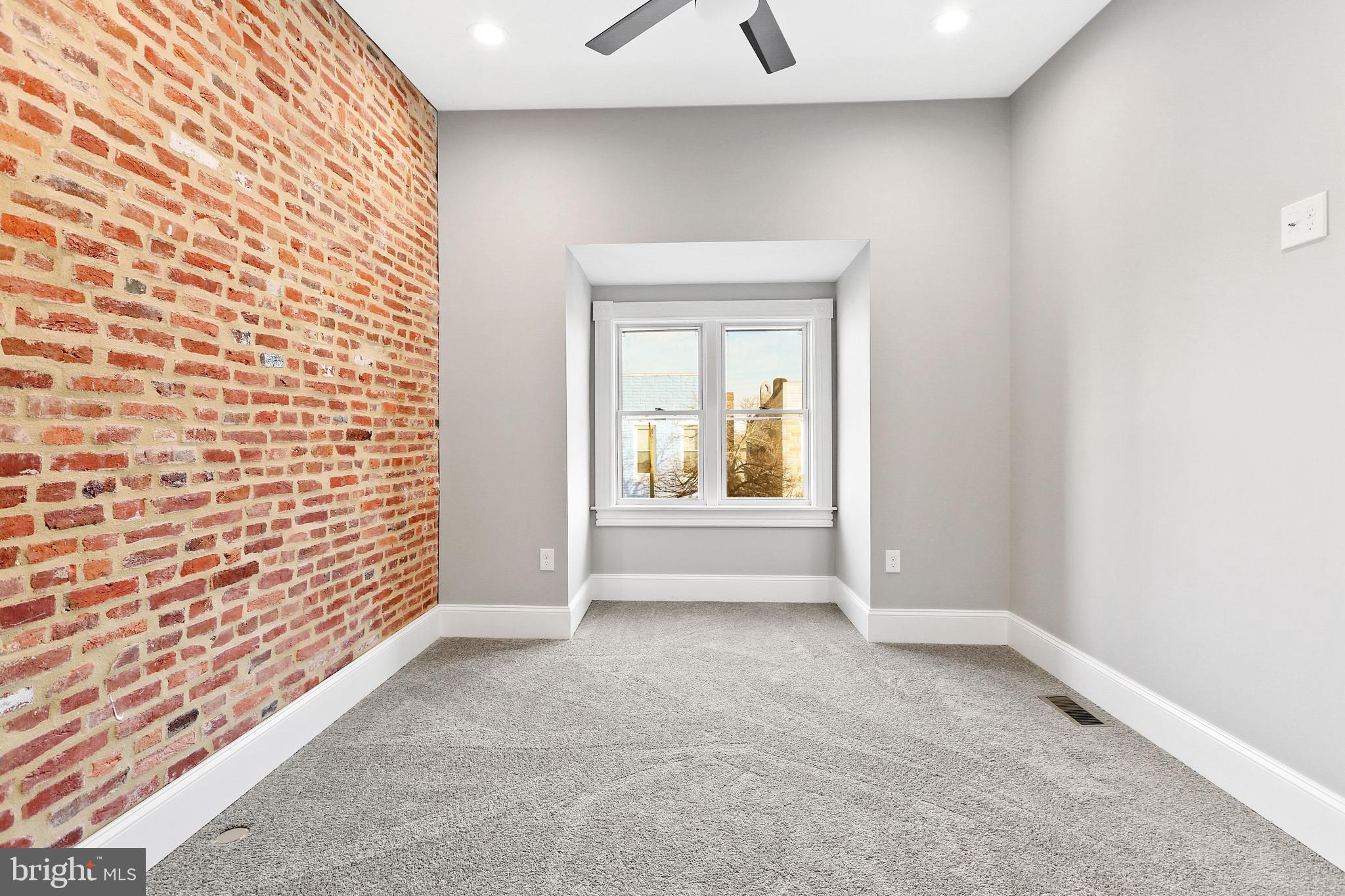 HIGHLANDTOWN - Residential