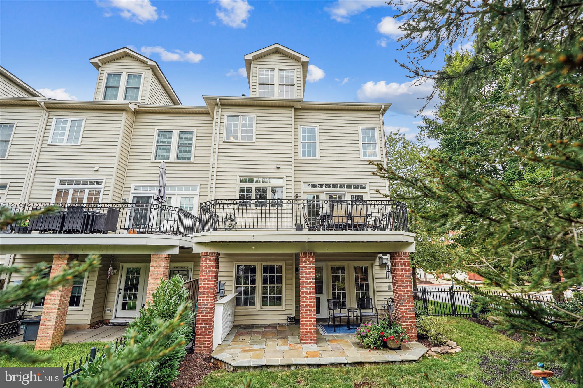 18512 BEAR CREEK TERRACE
