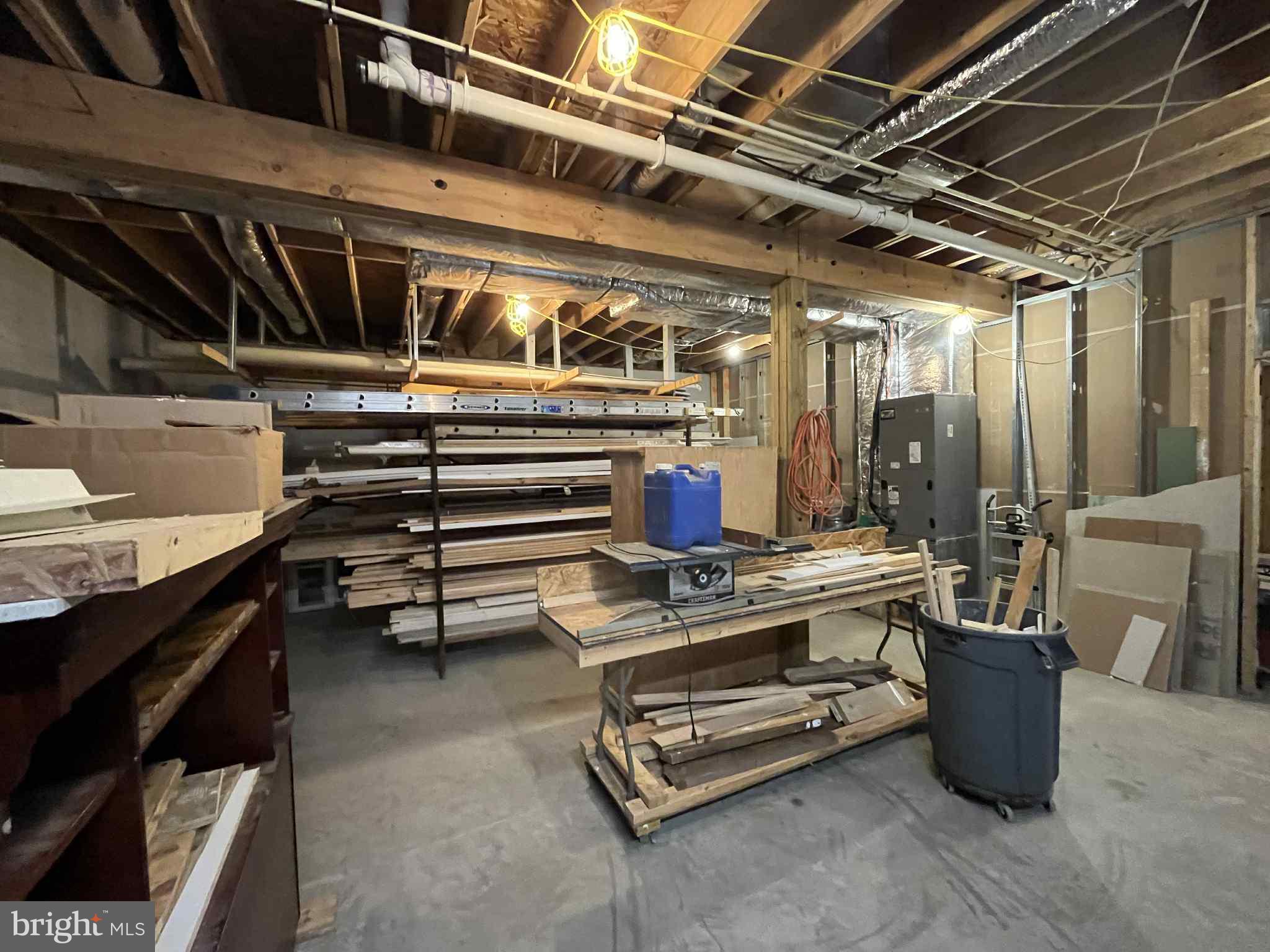 SHORT MOUNTAIN ESTATES - Residential