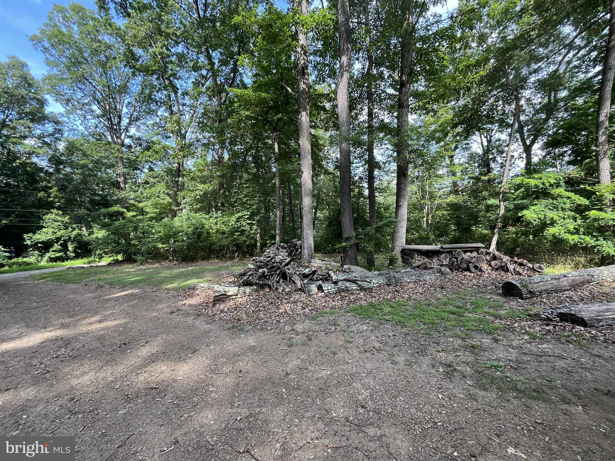 SHORT MOUNTAIN ESTATES - Residential