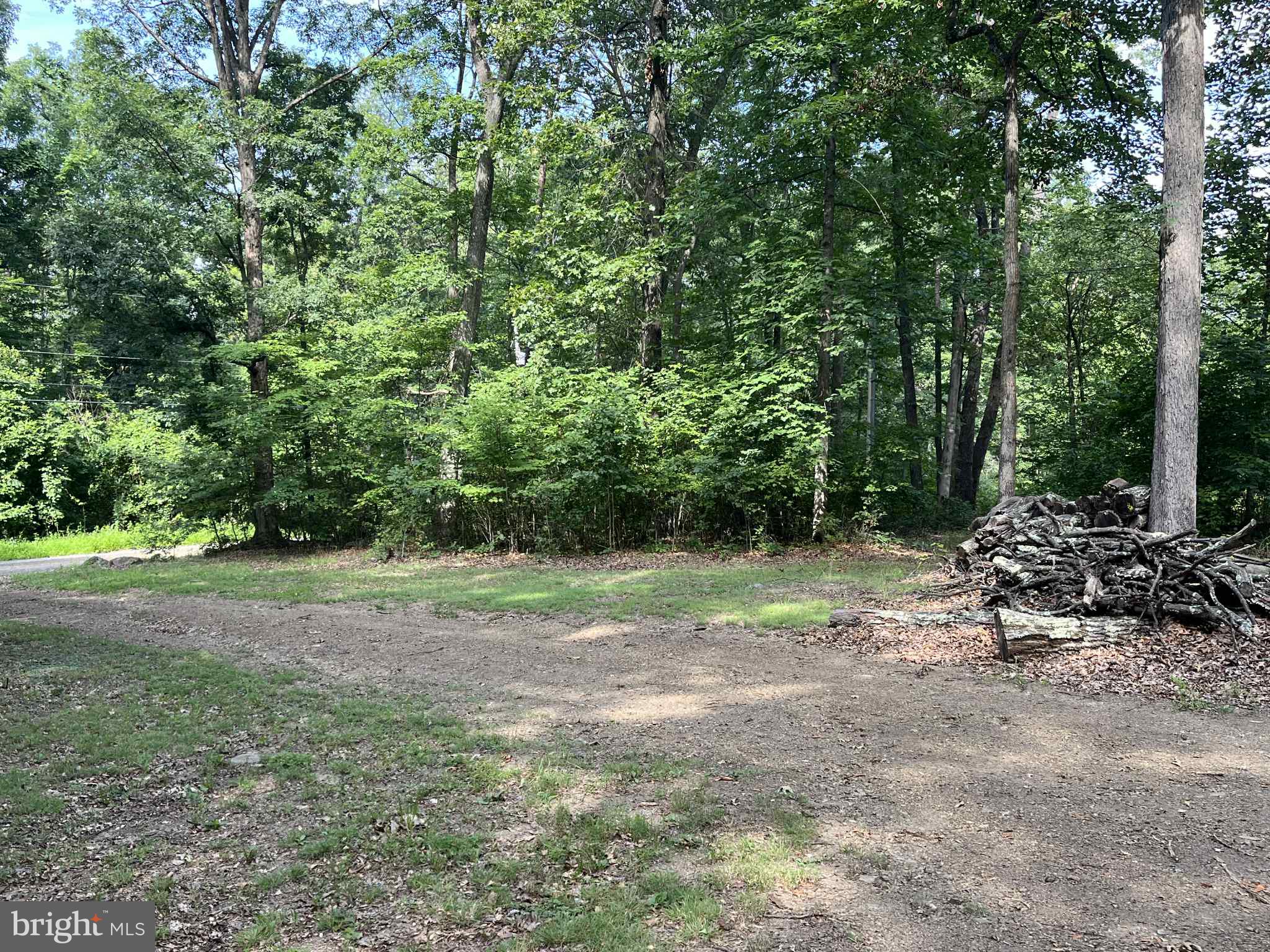 SHORT MOUNTAIN ESTATES - Residential