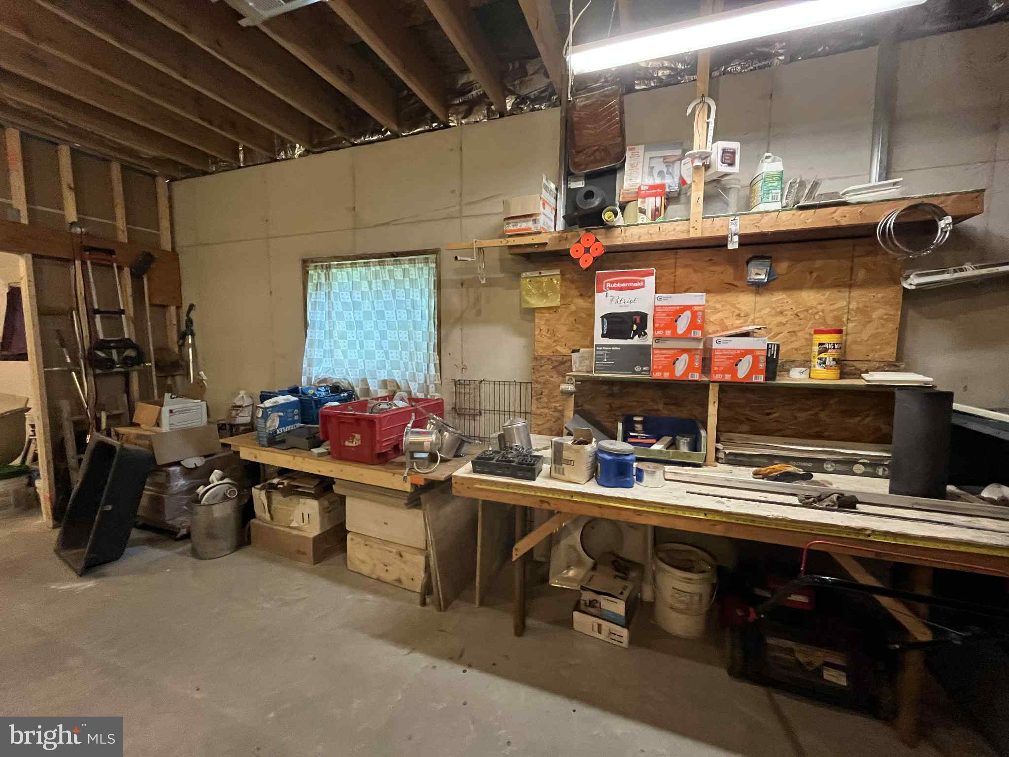 SHORT MOUNTAIN ESTATES - Residential