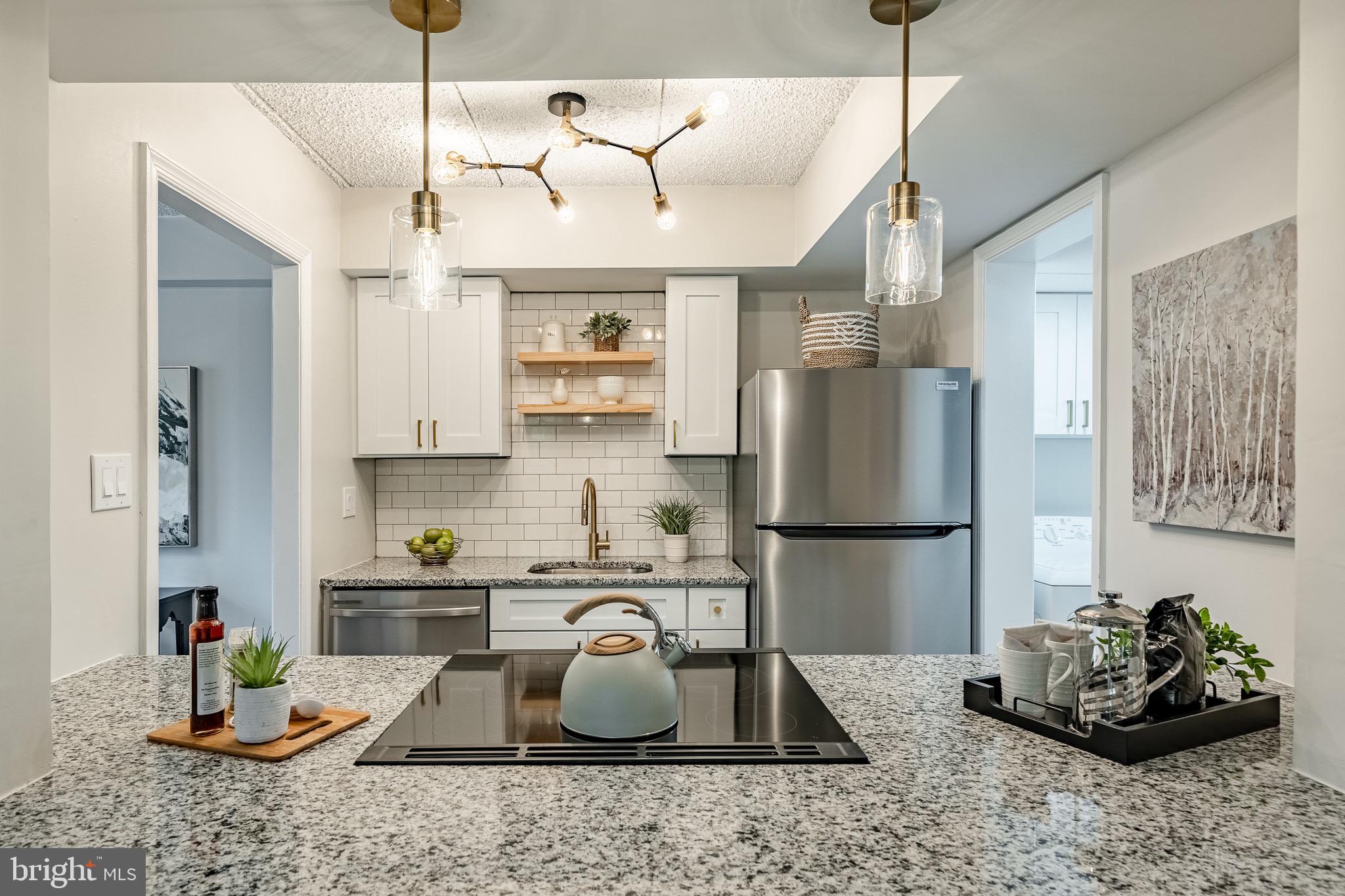 VILLAGE KNOLL - Residential