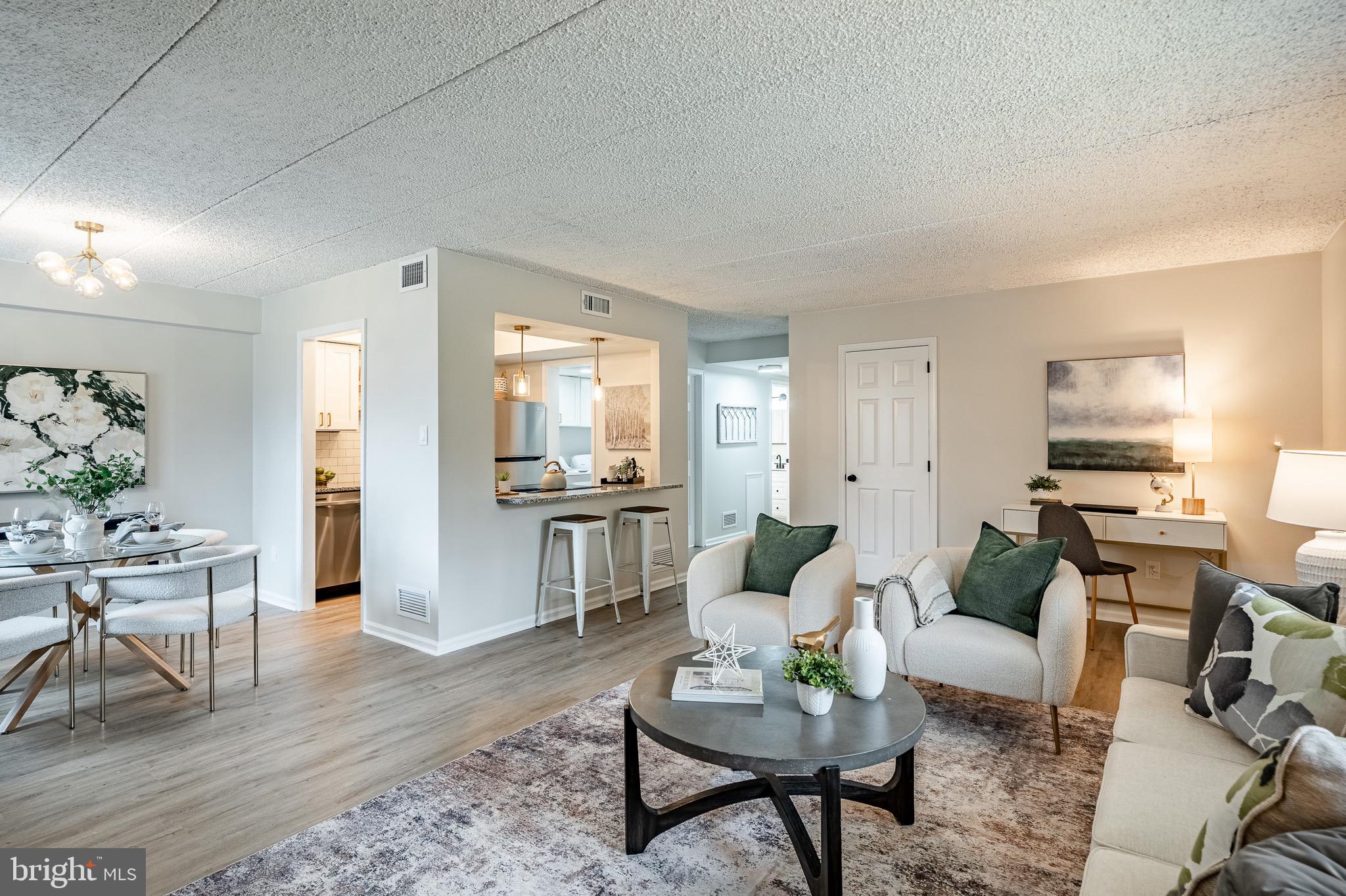 VILLAGE KNOLL - Residential