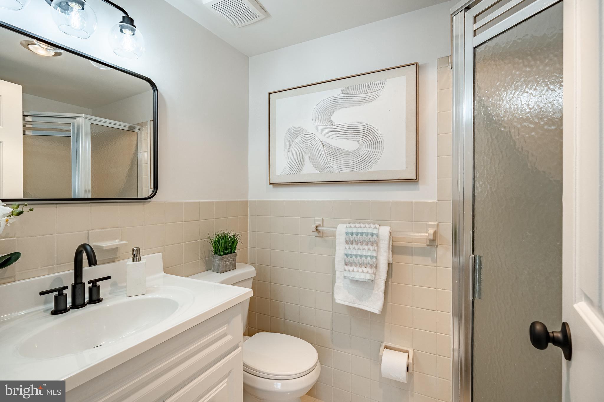 VILLAGE KNOLL - Residential