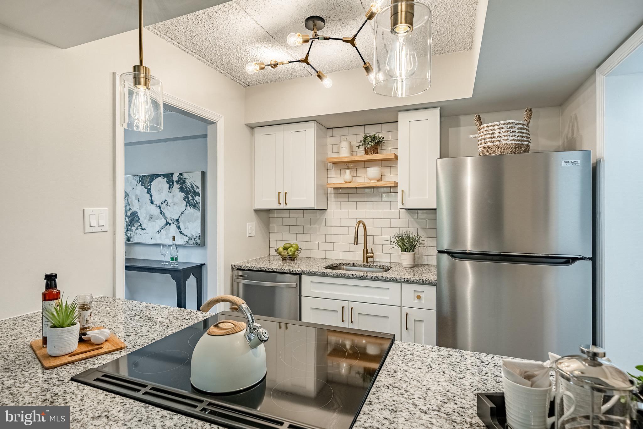 VILLAGE KNOLL - Residential