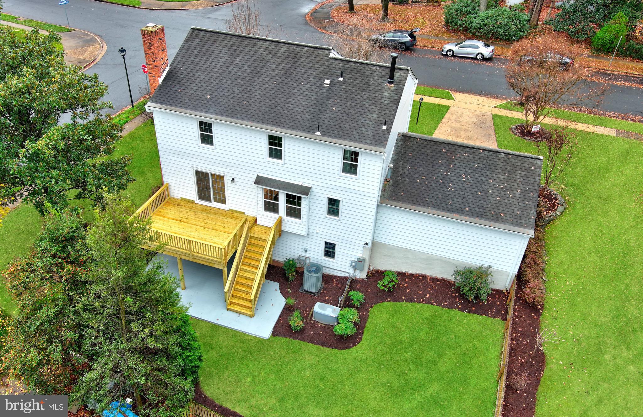 CANTERBURY WOODS - Residential