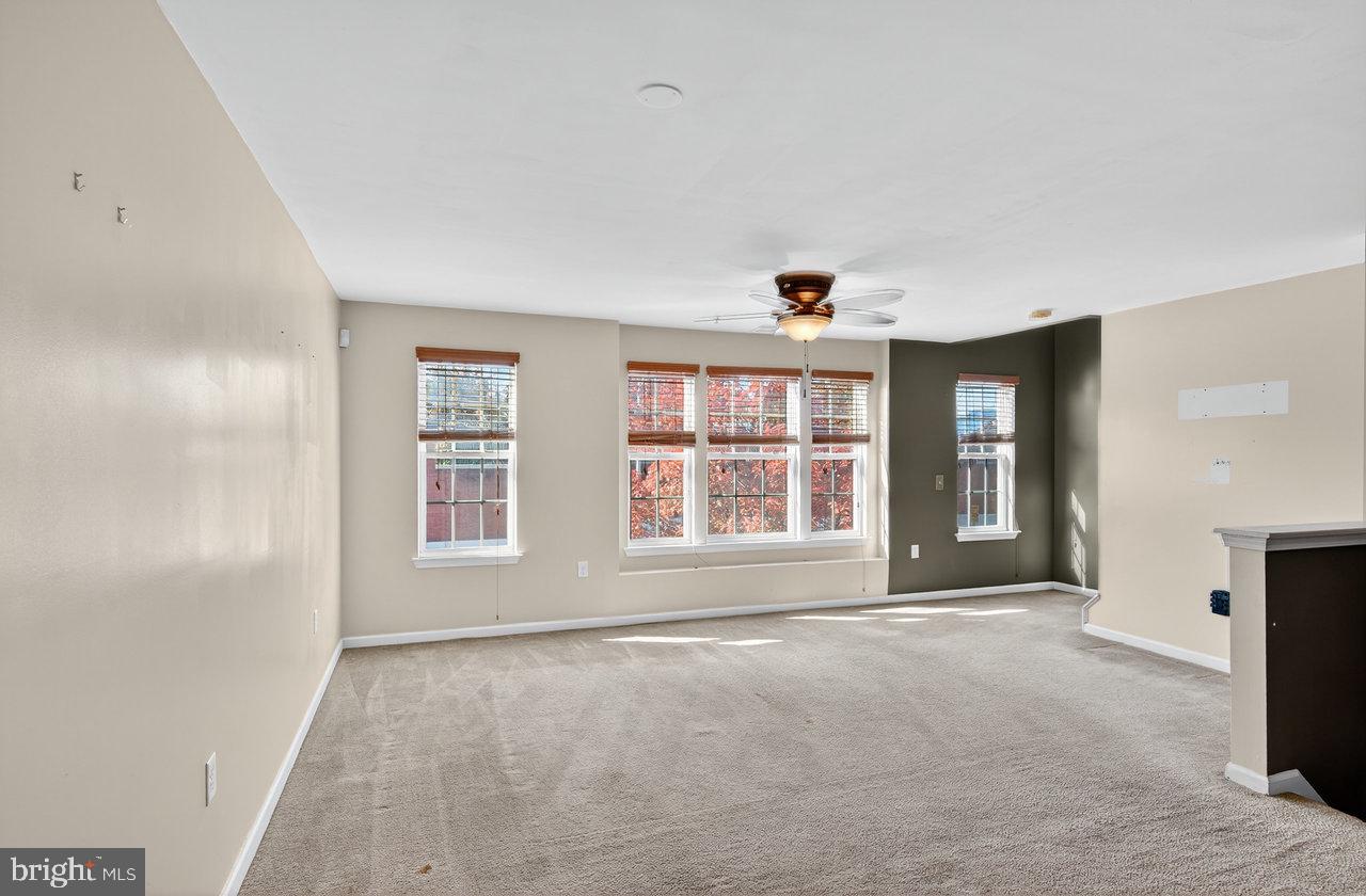 1062 LAMBERTON STREET