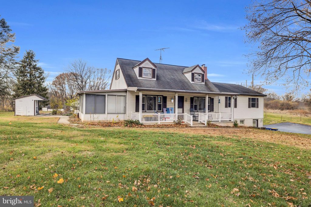 Photo of 21 Timber Rd, MECHANICSBURG, PA 17050 (MLS # PACB2048912)