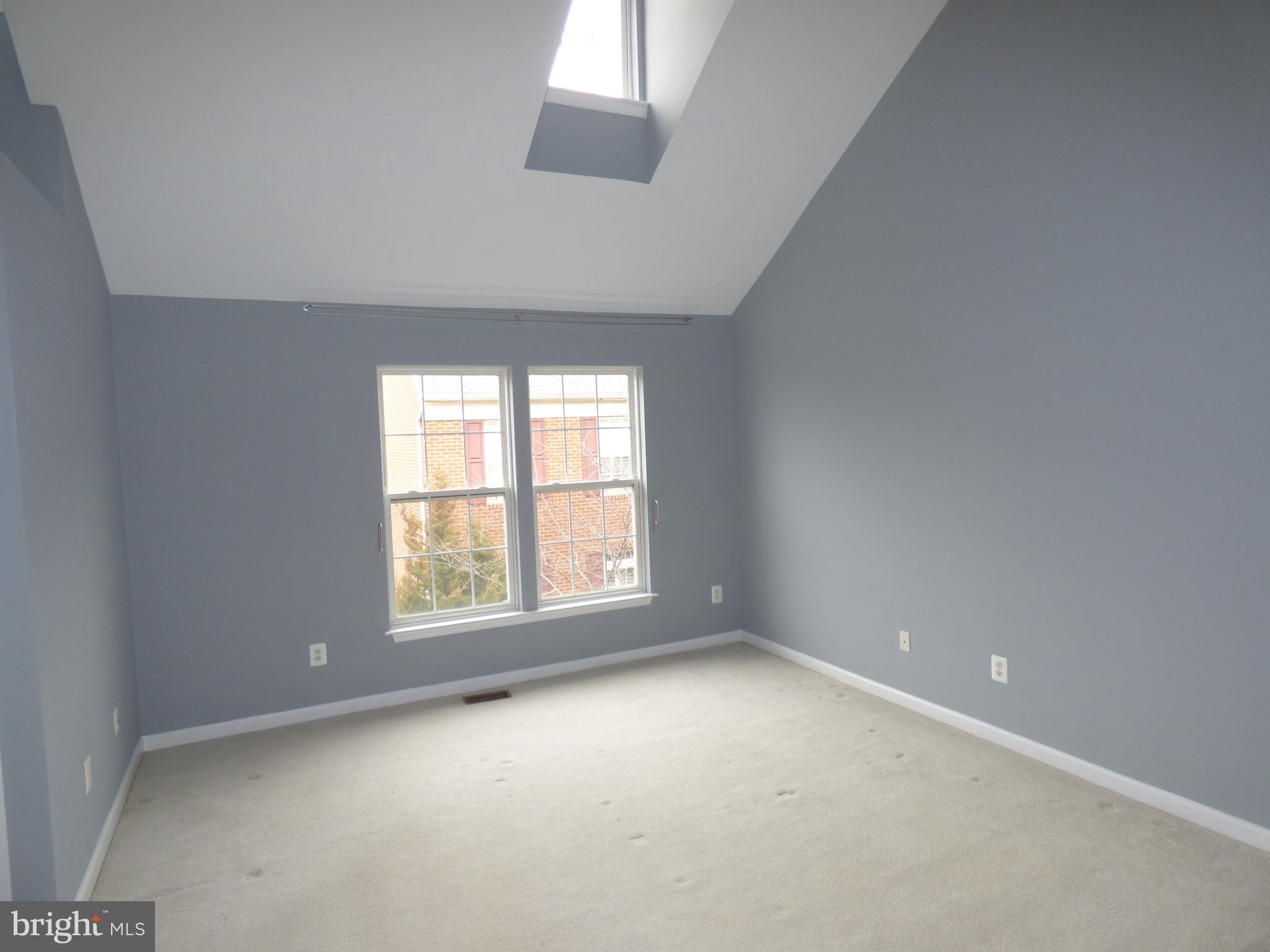 OLD TOWN GREENS - Residential Lease