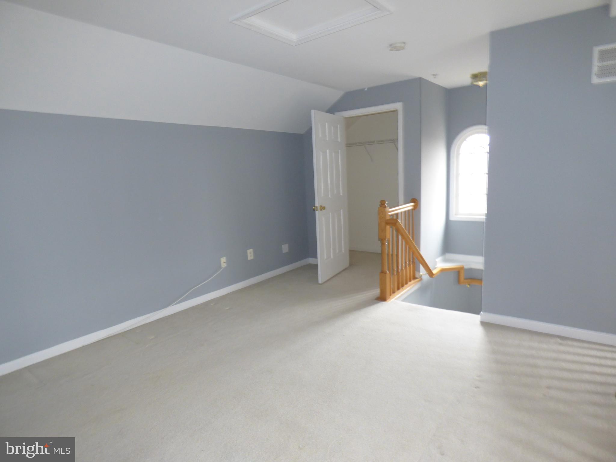 OLD TOWN GREENS - Residential Lease