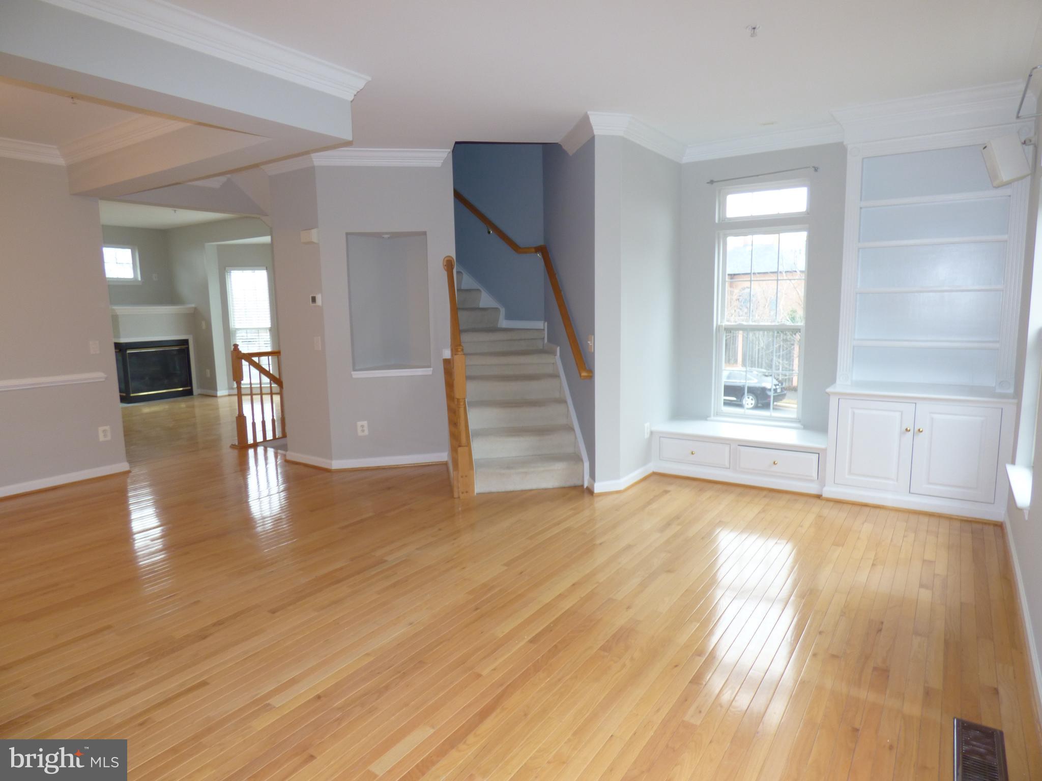 OLD TOWN GREENS - Residential Lease