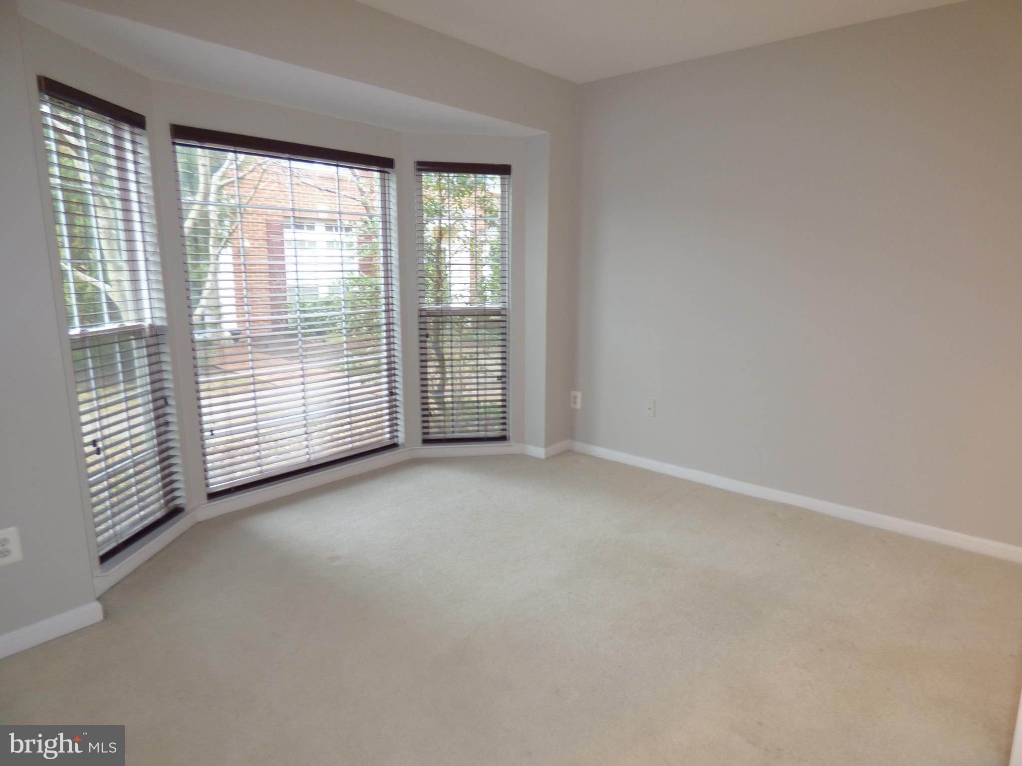 OLD TOWN GREENS - Residential Lease
