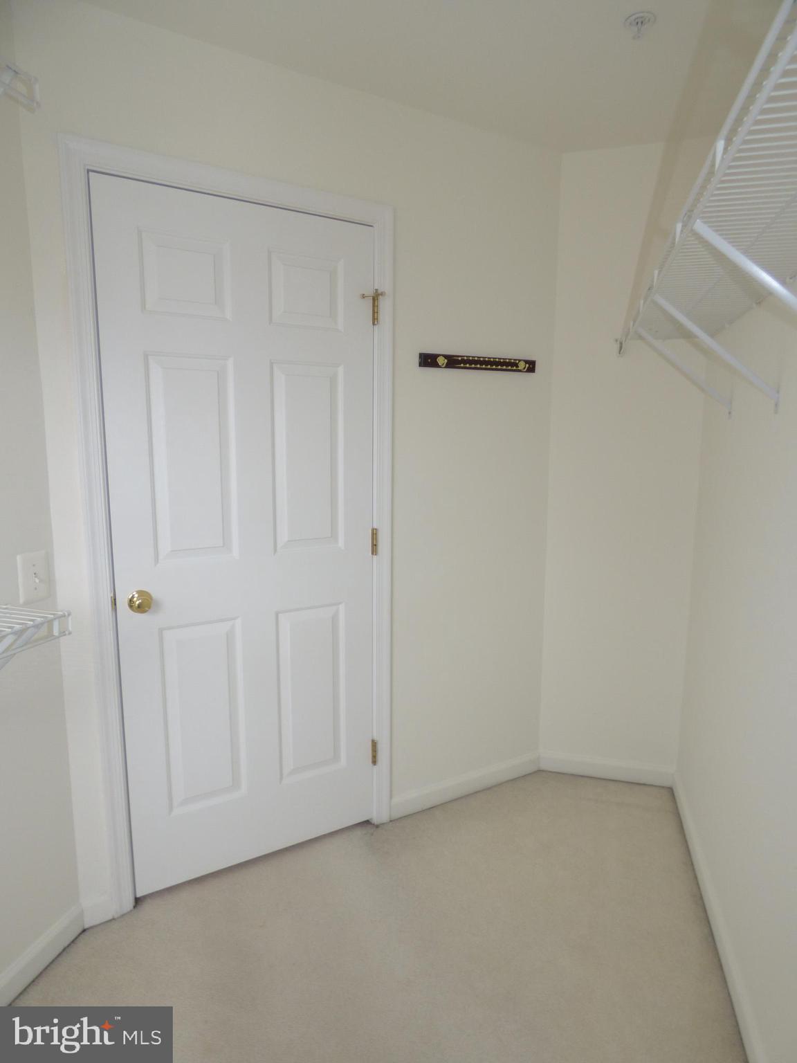 OLD TOWN GREENS - Residential Lease