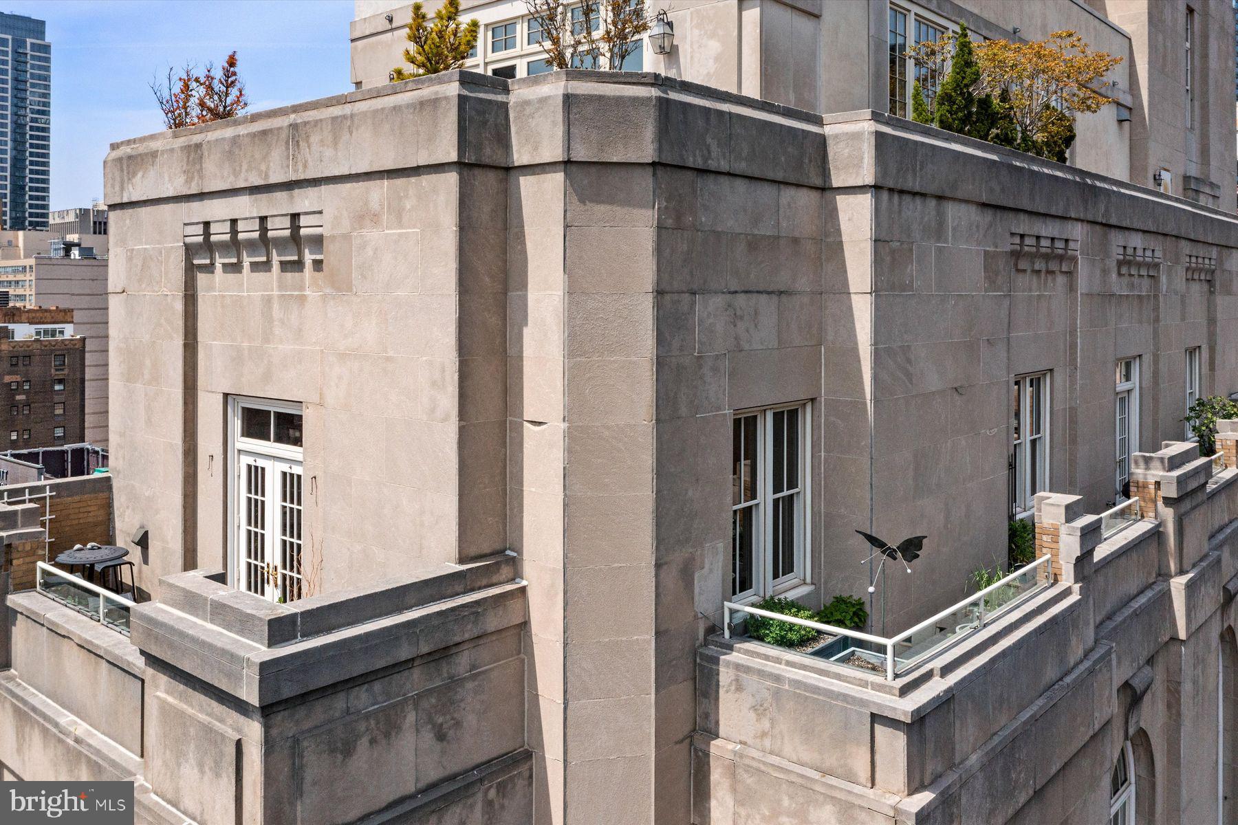 RITTENHOUSE SQUARE - Residential