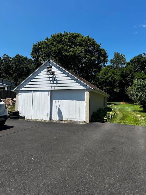 3330 PRICETOWN ROAD