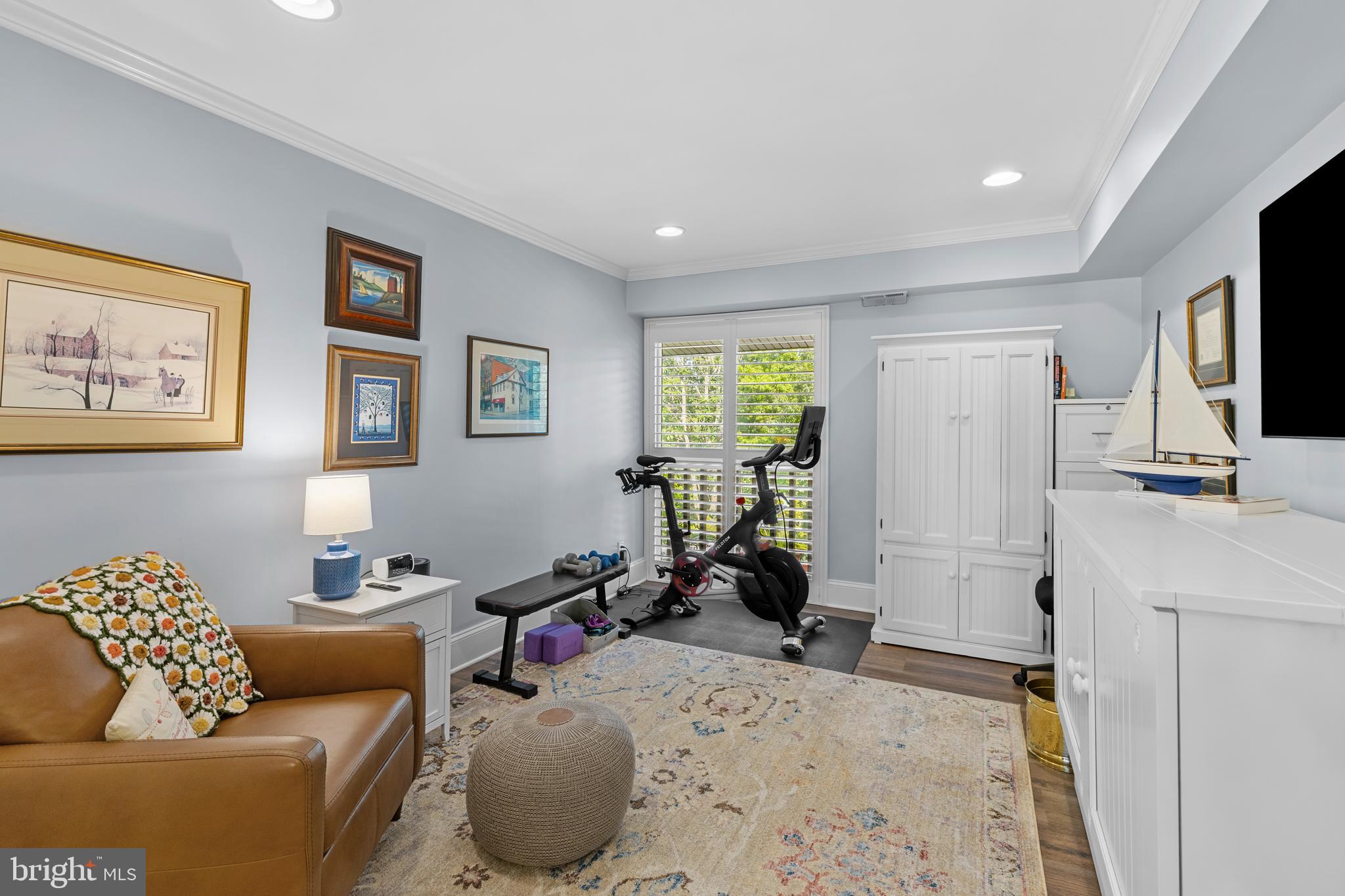 SEVERN HOUSE - Residential