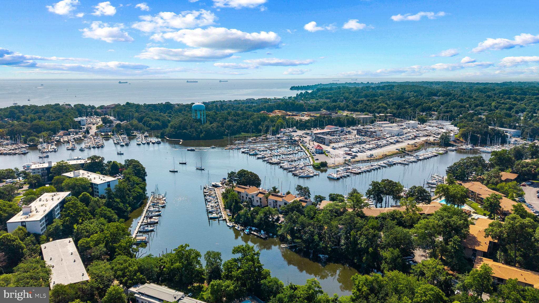 SEVERN HOUSE - Residential