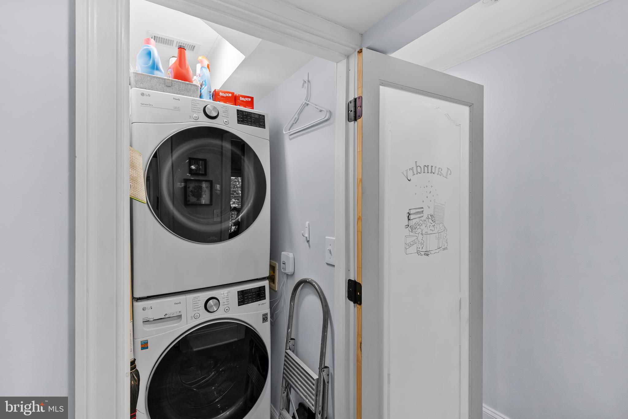 SEVERN HOUSE - Residential