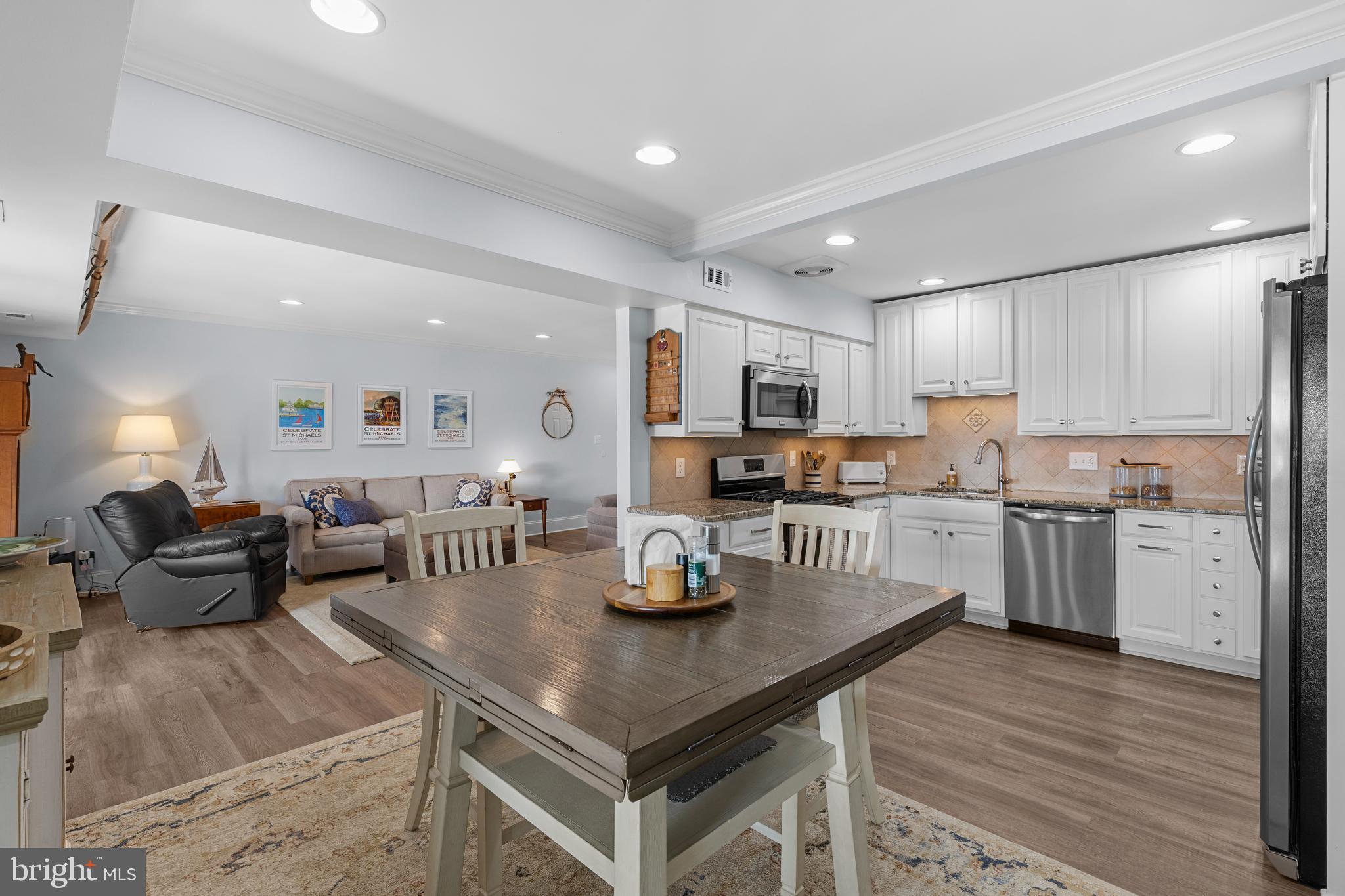 SEVERN HOUSE - Residential