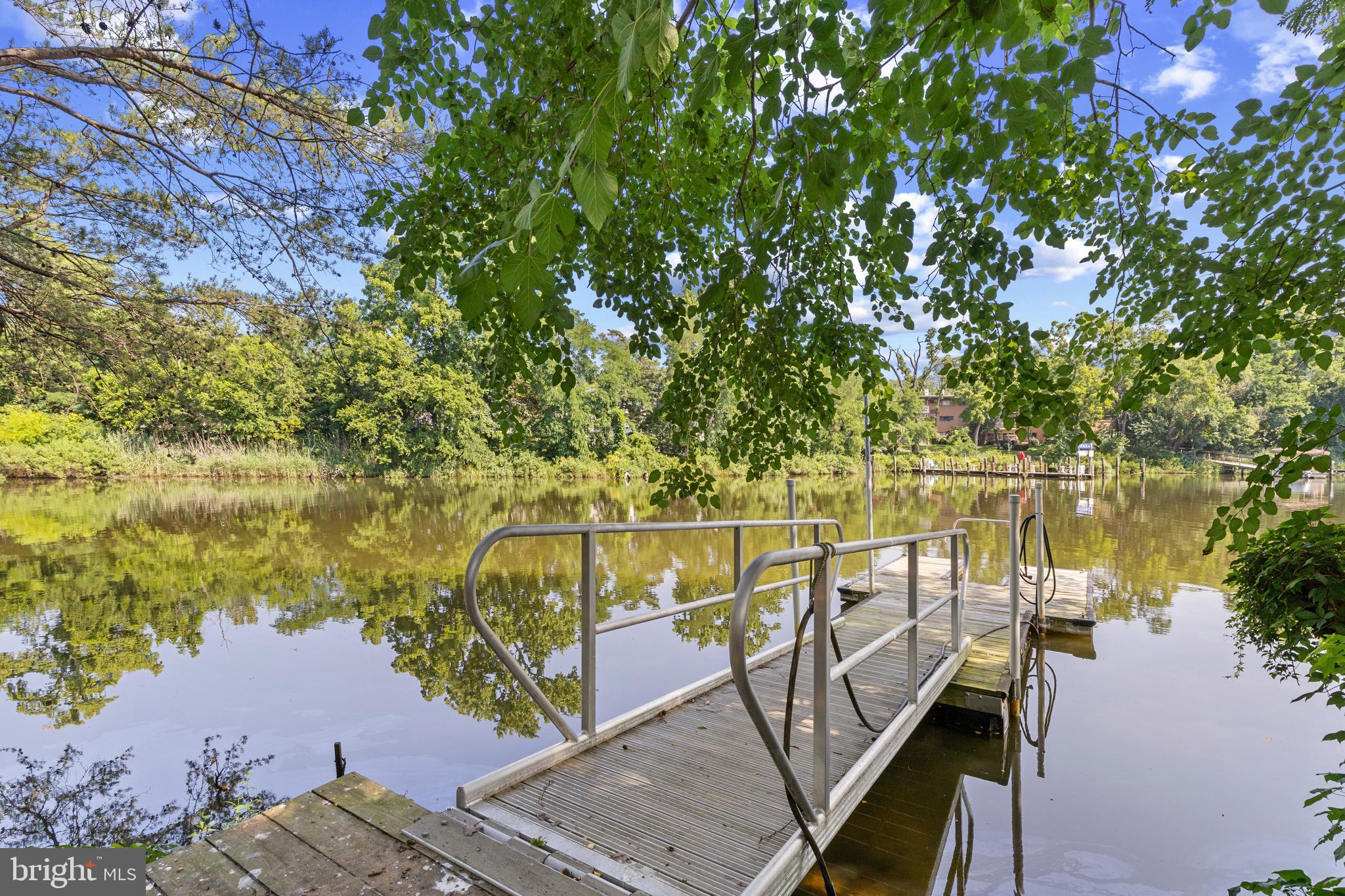 SEVERN HOUSE - Residential