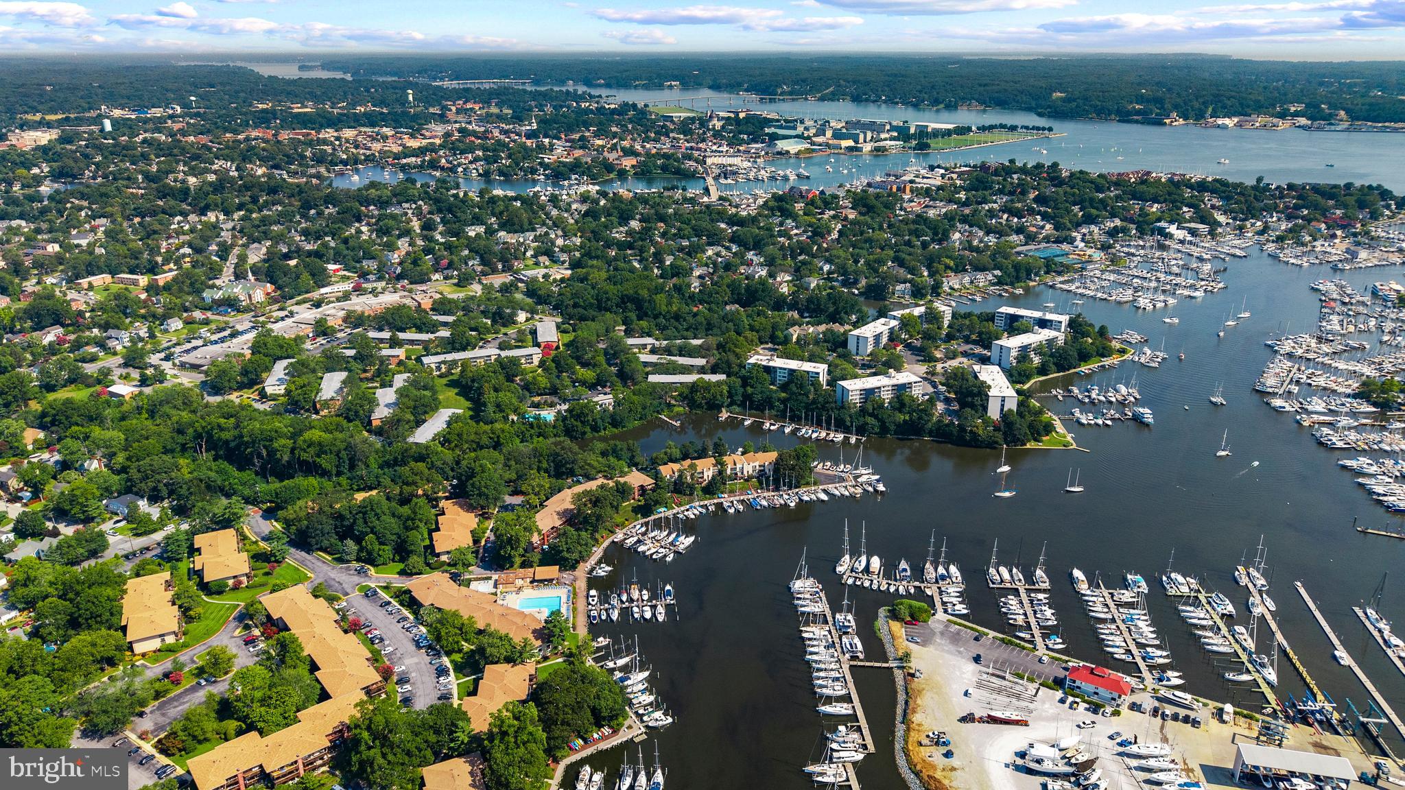 SEVERN HOUSE - Residential