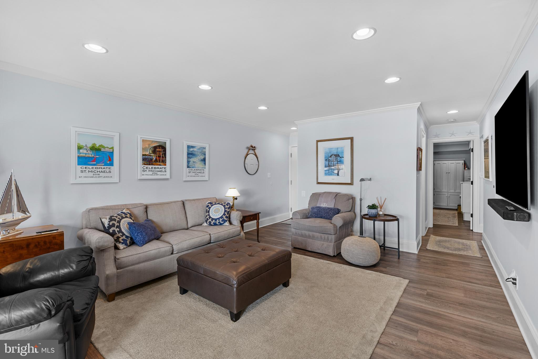 SEVERN HOUSE - Residential