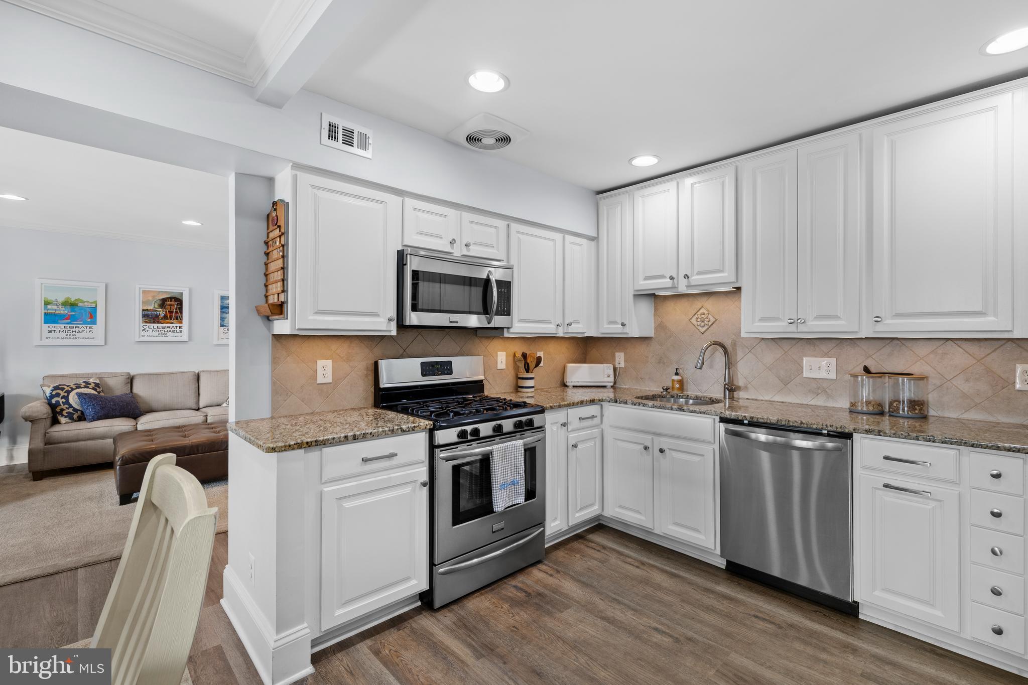 SEVERN HOUSE - Residential