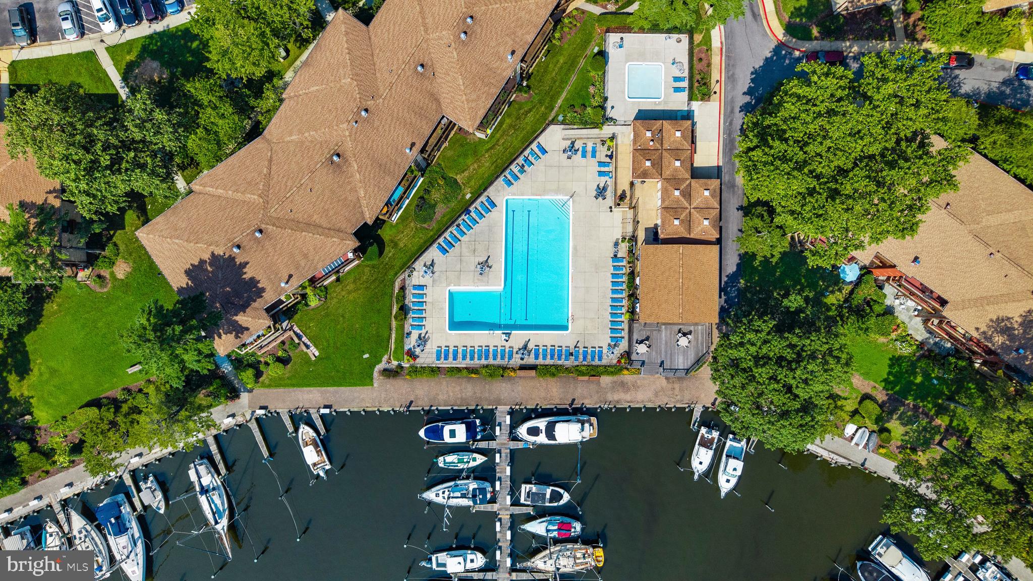 SEVERN HOUSE - Residential