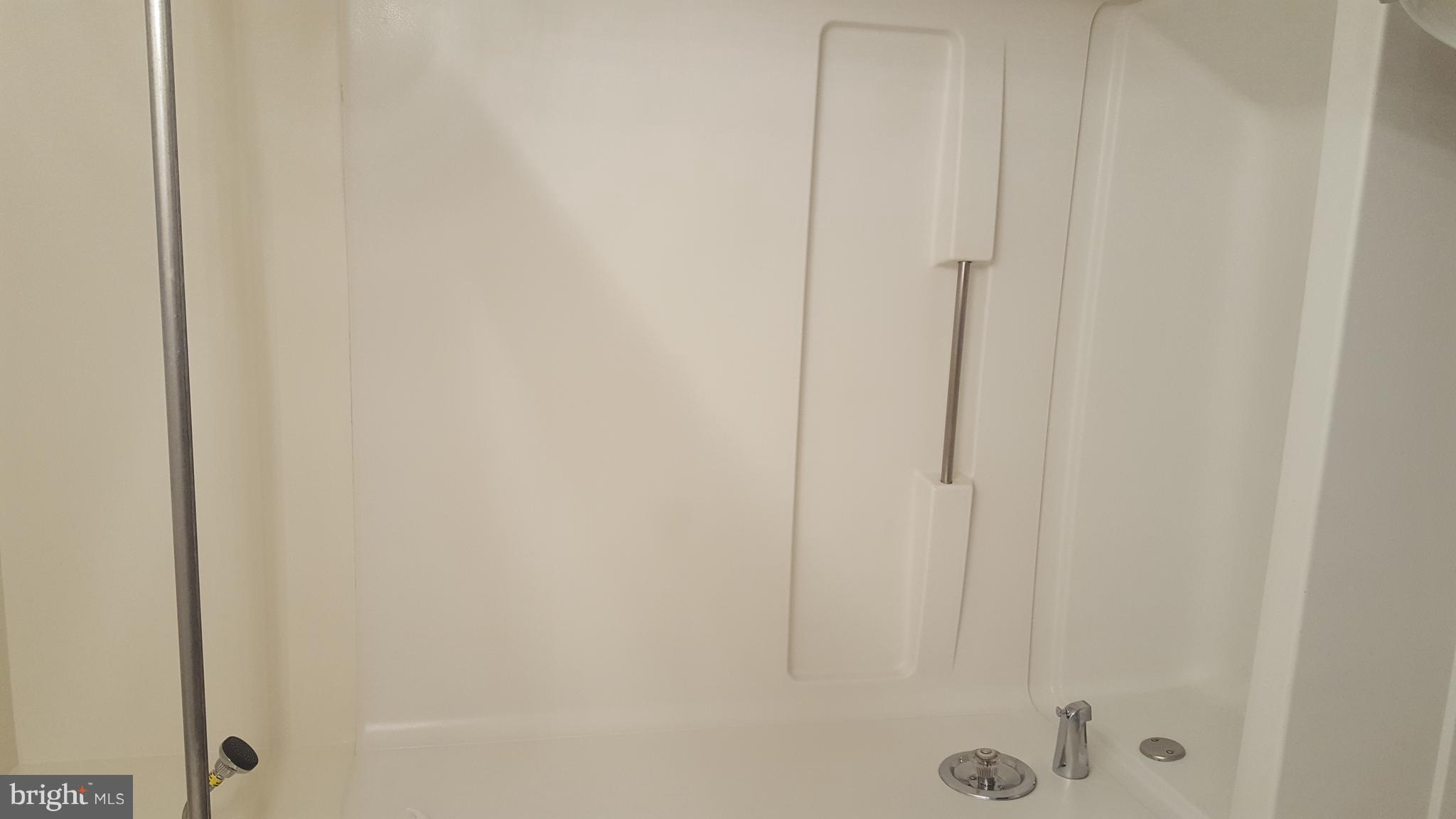 SUMMER RIDGE CODM - Residential Lease