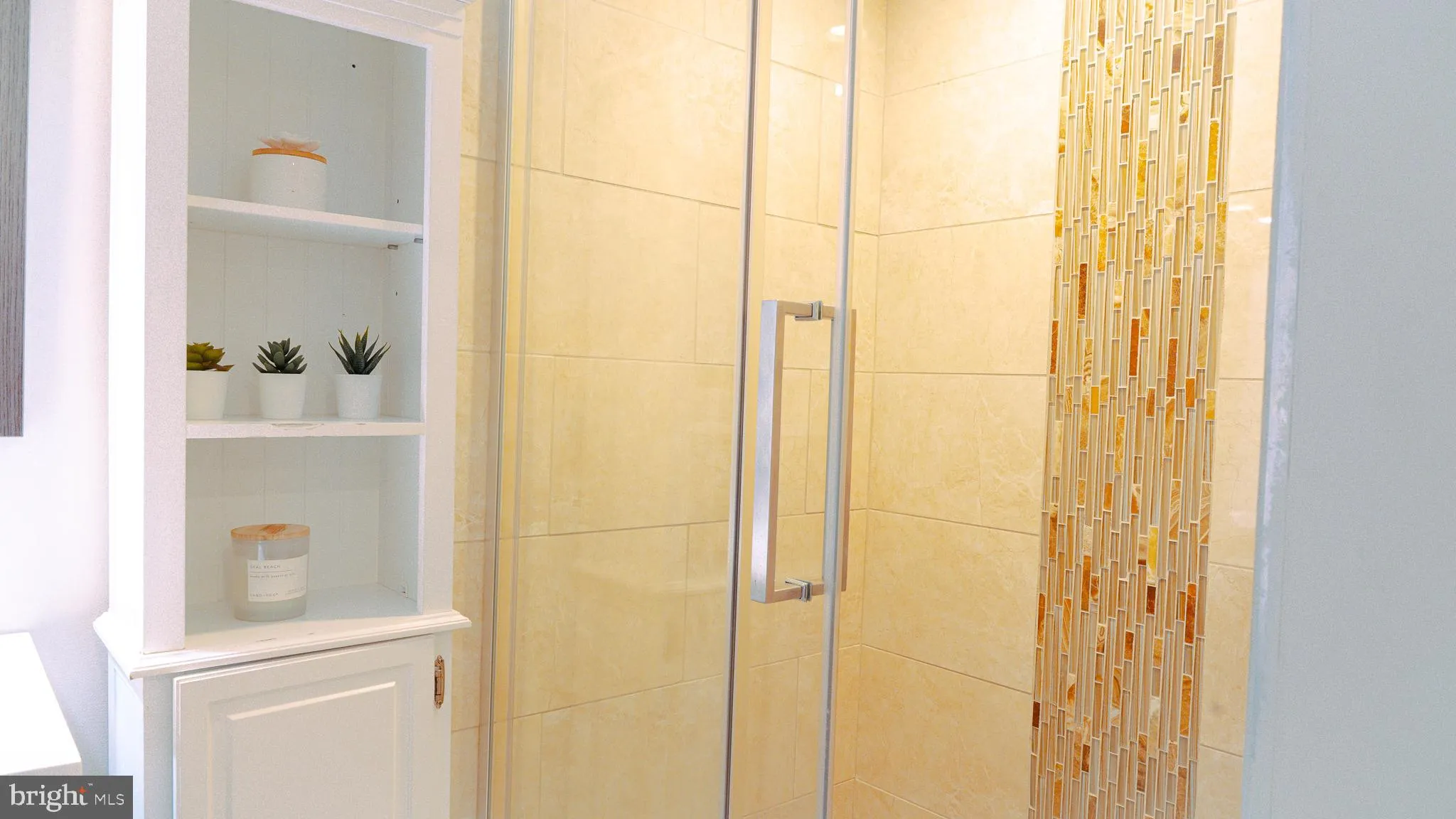 Philadelphia, Pennsylvania 19146, United States, 2 Bedrooms Bedrooms, ,3 BathroomsBathrooms,Residential,Active,233338