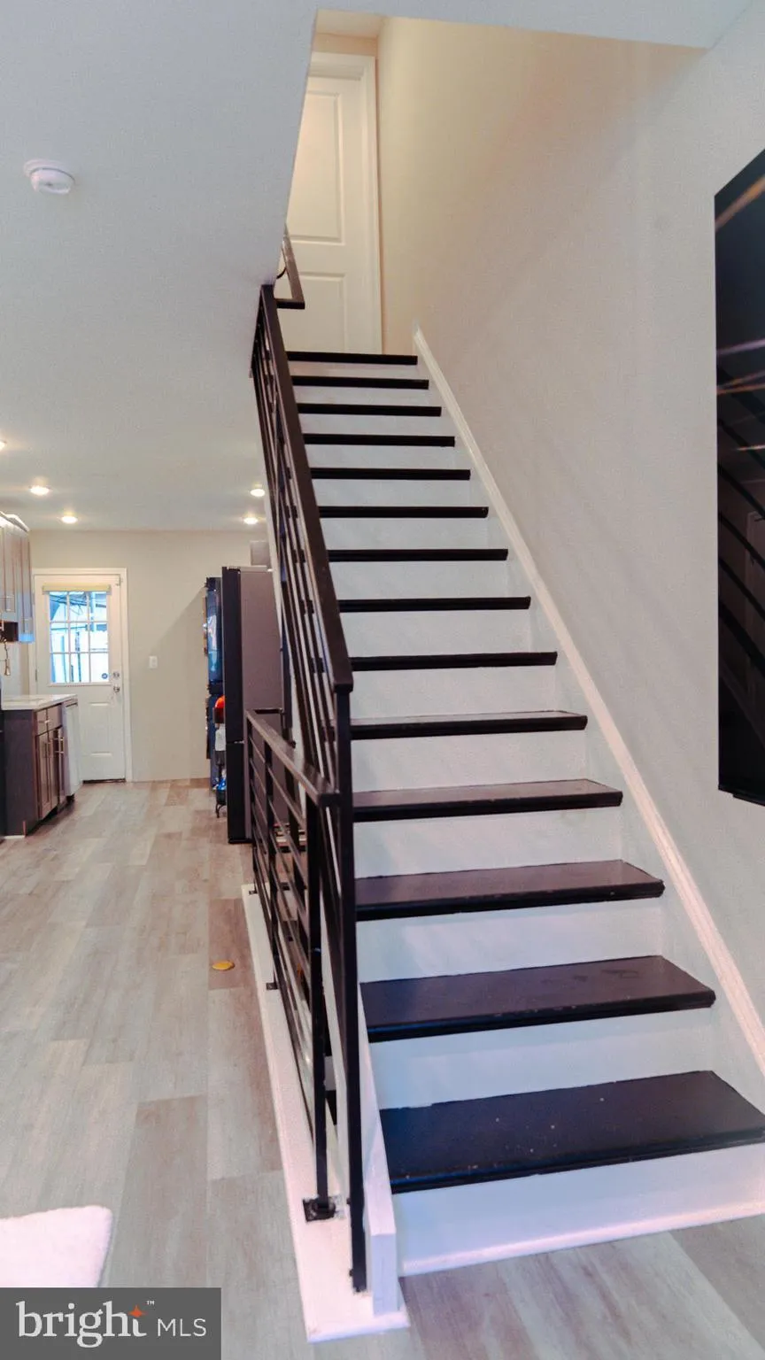 Philadelphia, Pennsylvania 19146, United States, 2 Bedrooms Bedrooms, ,3 BathroomsBathrooms,Residential,Active,233338