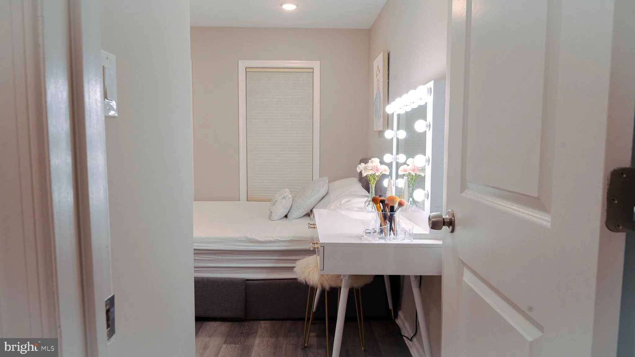 Philadelphia, Pennsylvania 19146, United States, 2 Bedrooms Bedrooms, ,3 BathroomsBathrooms,Residential,Active,233338