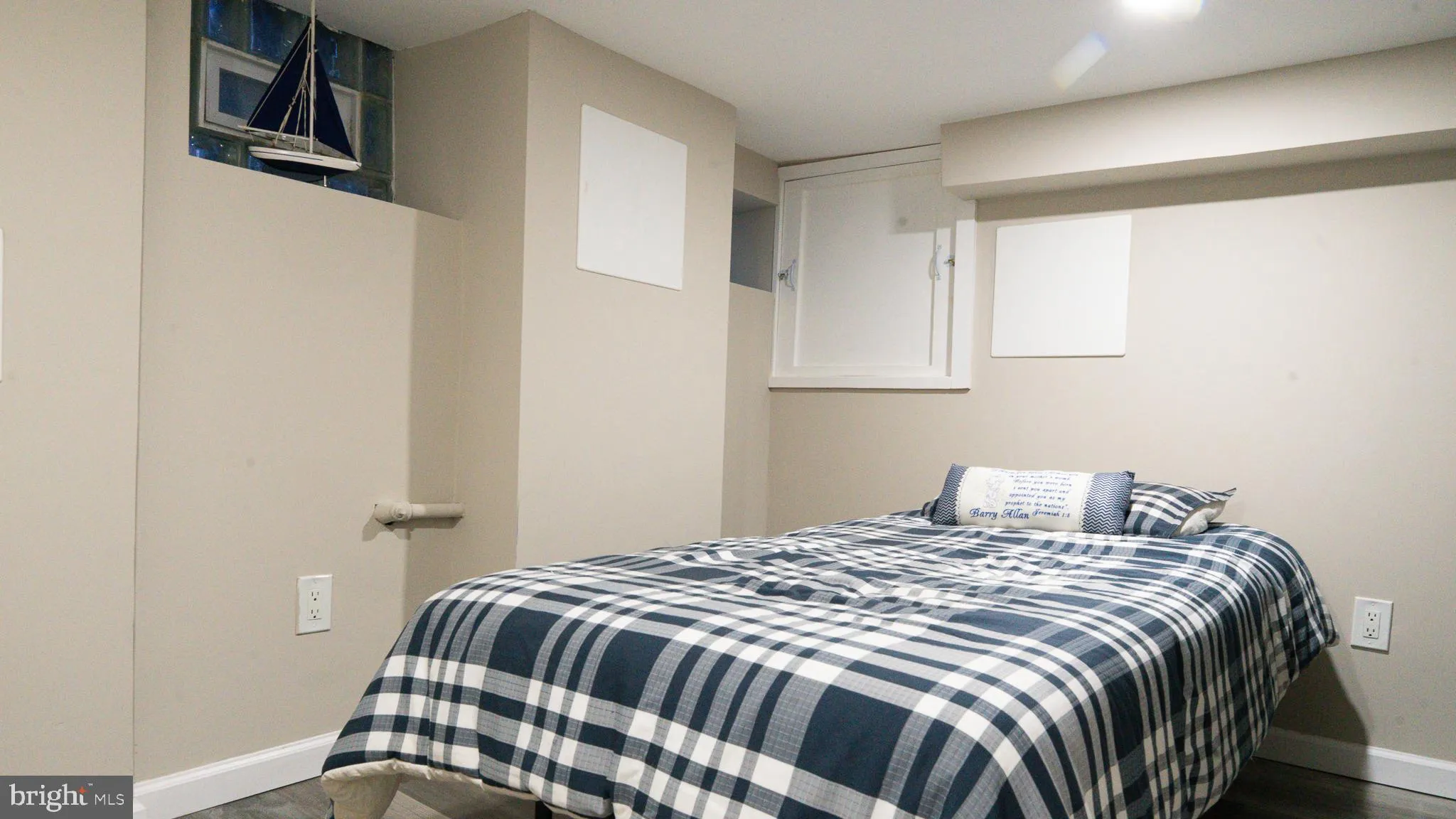 Philadelphia, Pennsylvania 19146, United States, 2 Bedrooms Bedrooms, ,3 BathroomsBathrooms,Residential,Active,233338