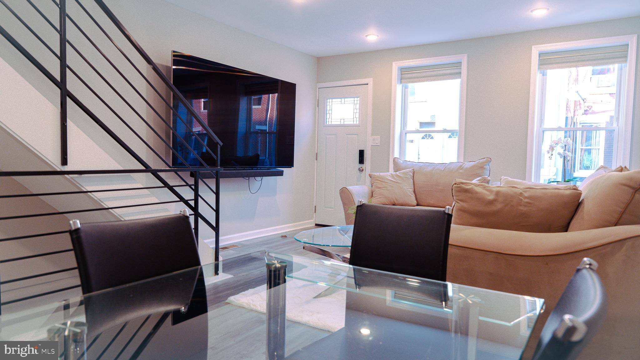 POINT BREEZE - Residential