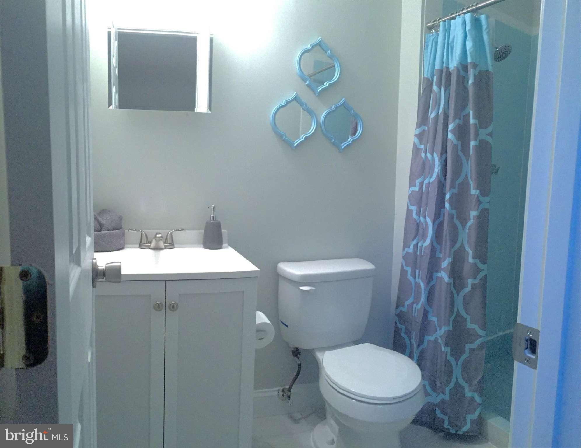 LAKE OF THE WOODS - Residential Lease