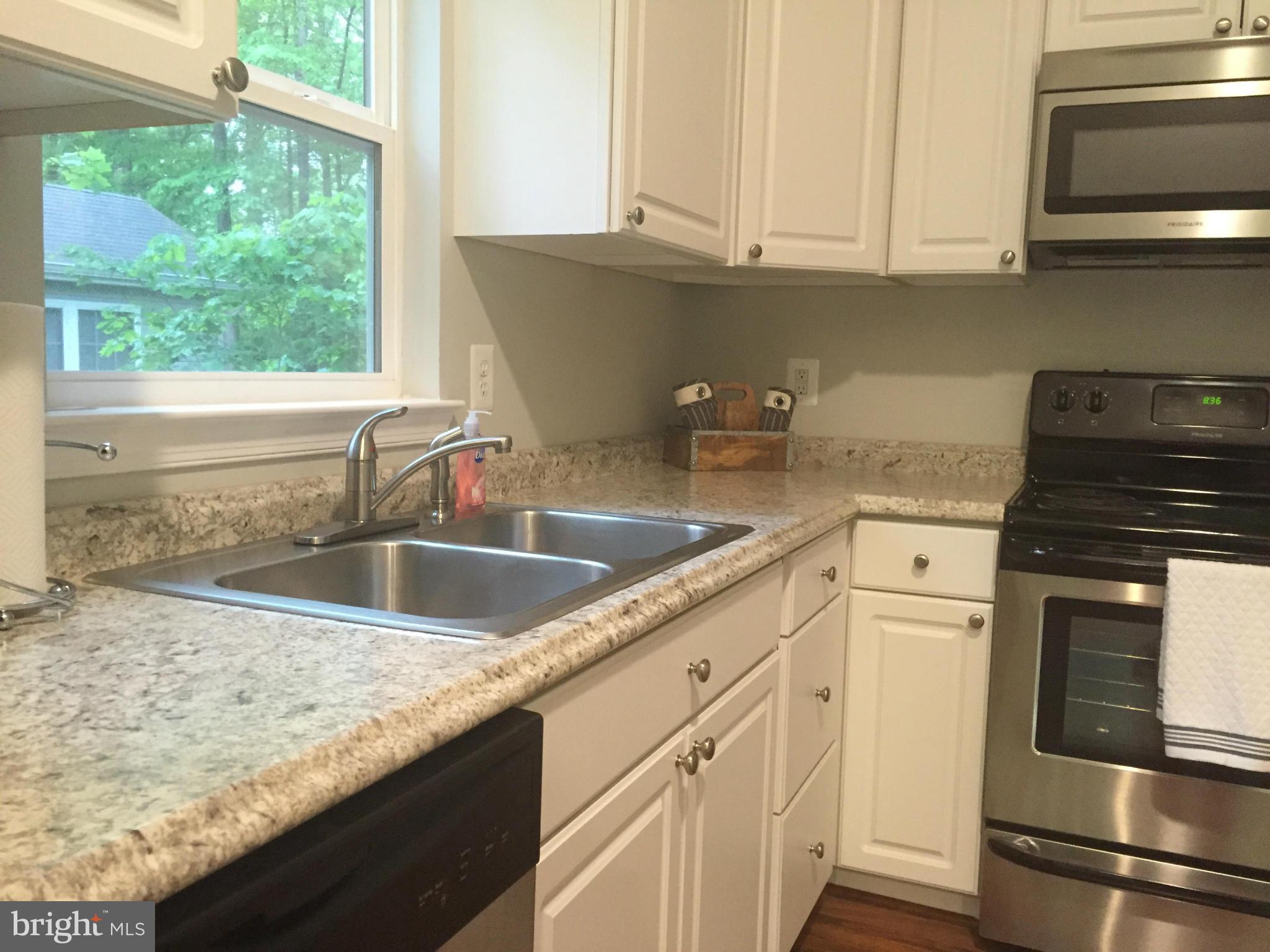 LAKE OF THE WOODS - Residential Lease