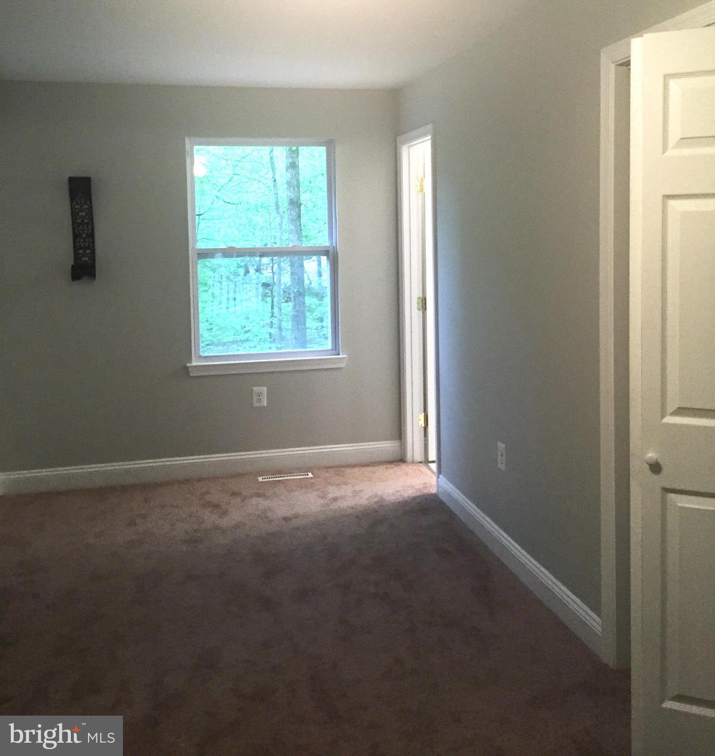 LAKE OF THE WOODS - Residential Lease