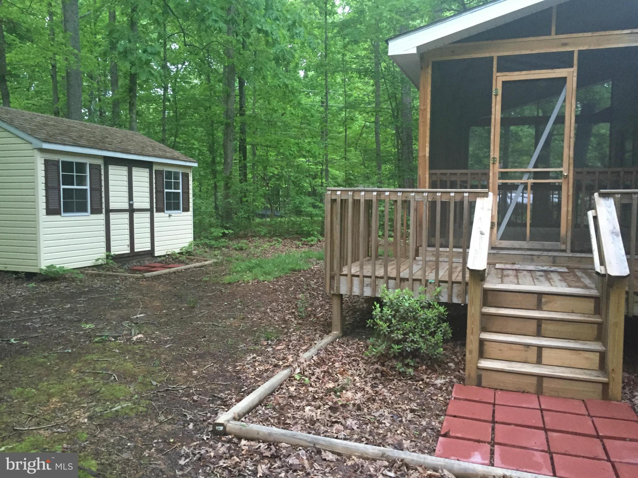 LAKE OF THE WOODS - Residential Lease