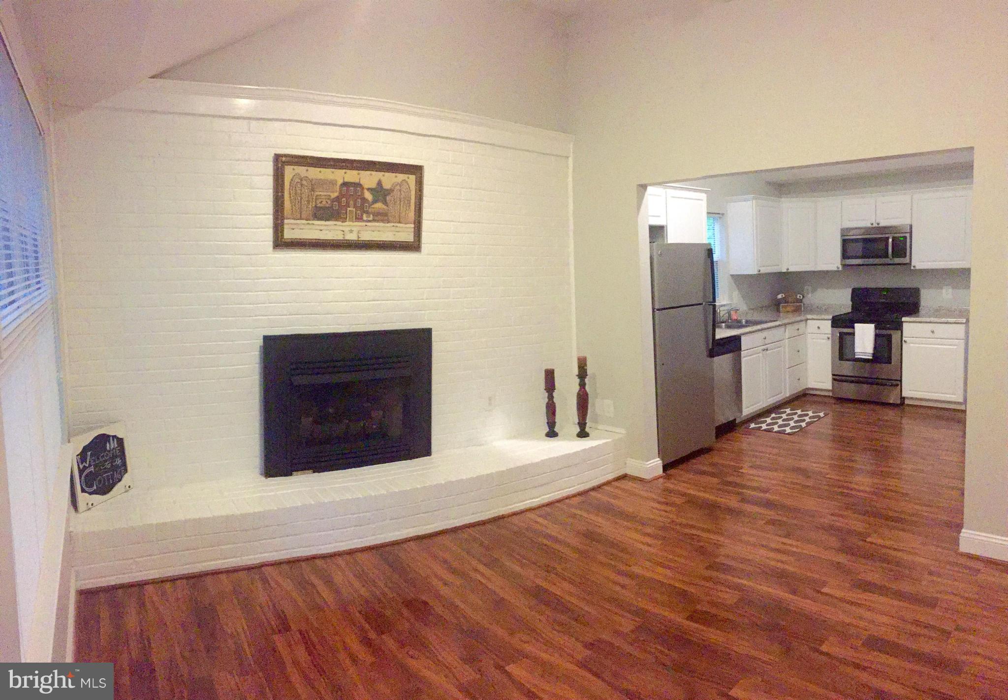 LAKE OF THE WOODS - Residential Lease