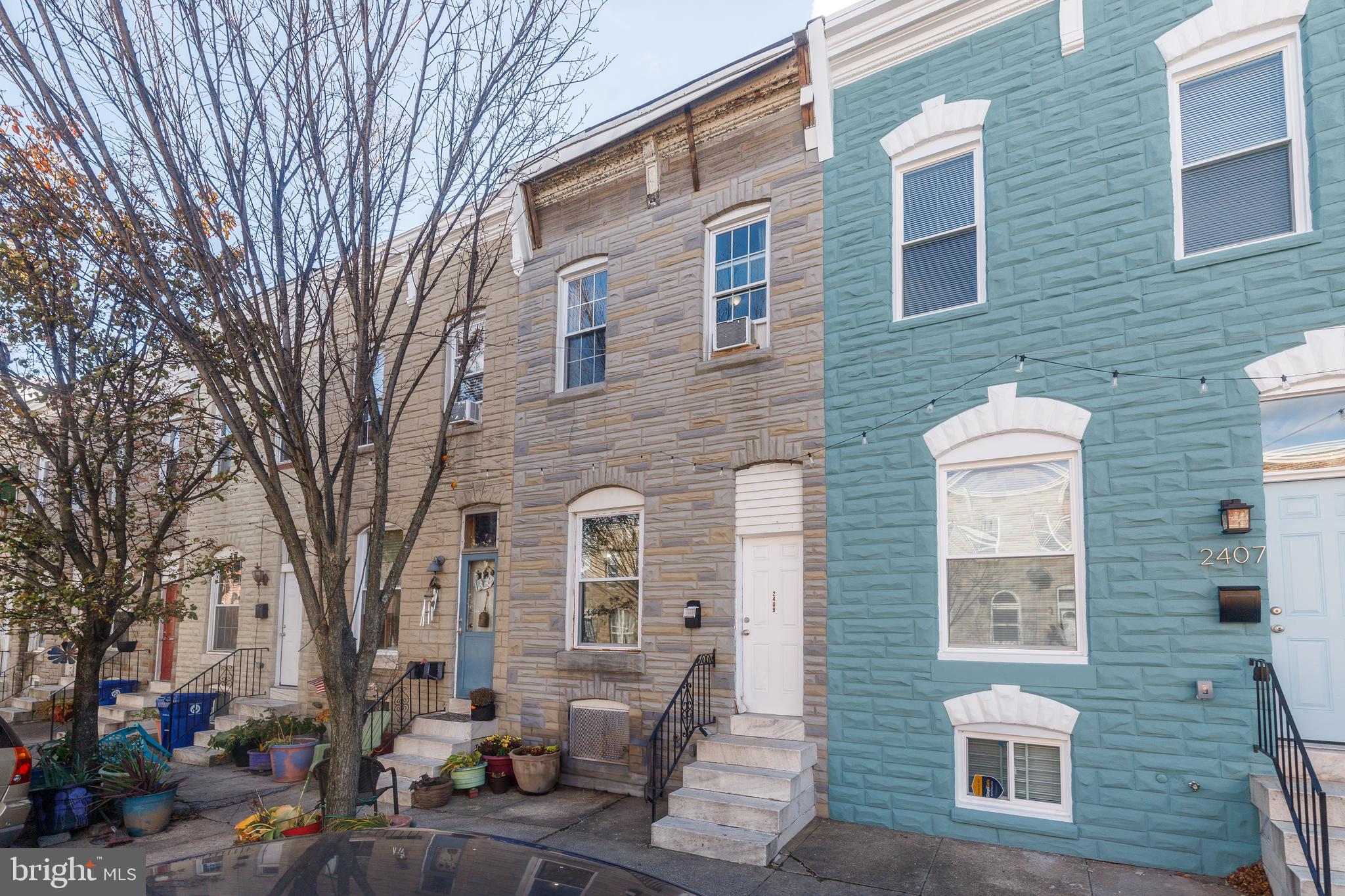 ELLWOOD PARK - Residential