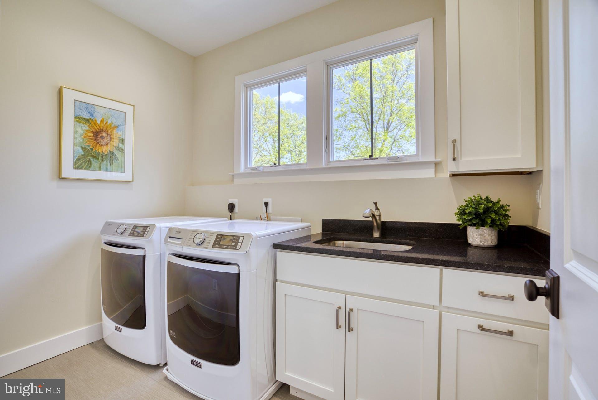 GLENCARLYN - Residential